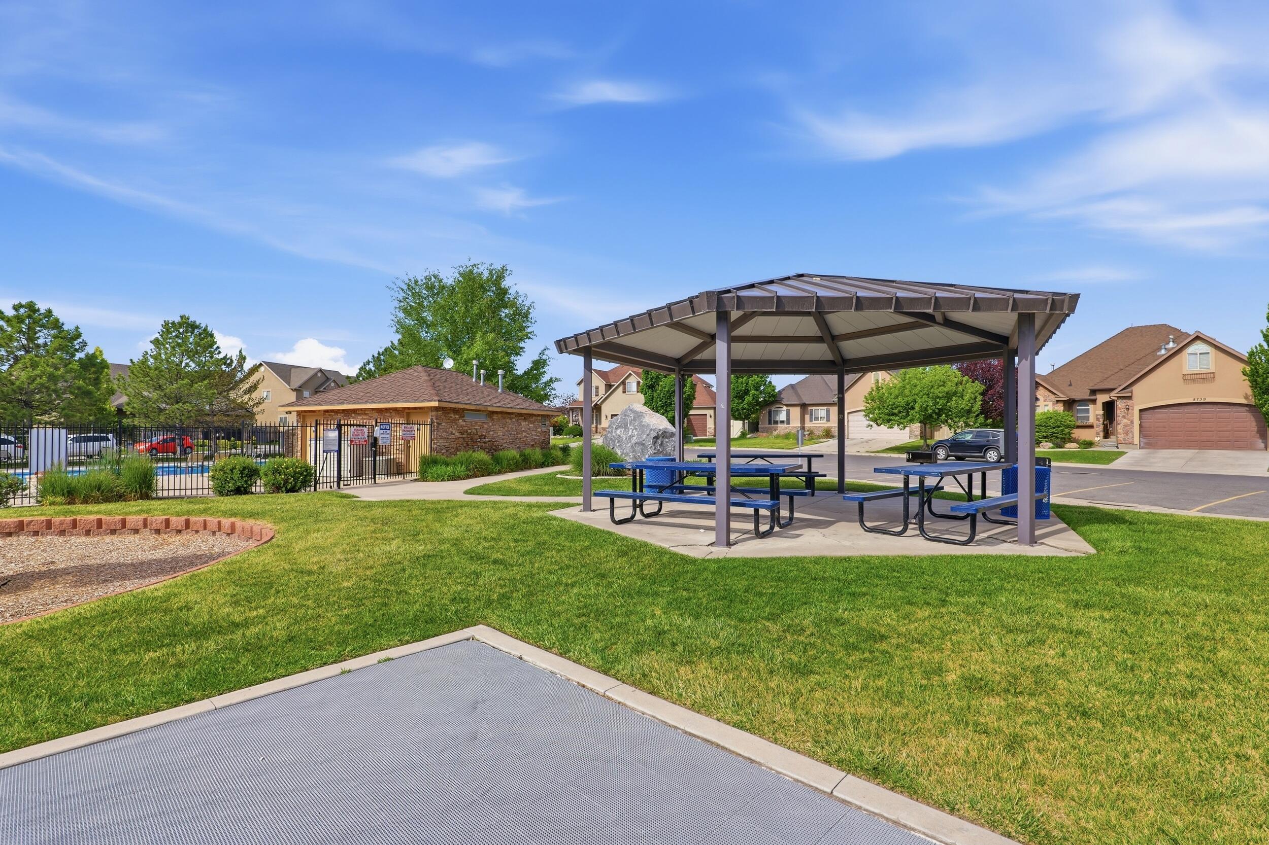 HIGHLANDS AT GREEN VALLEY - Residential
