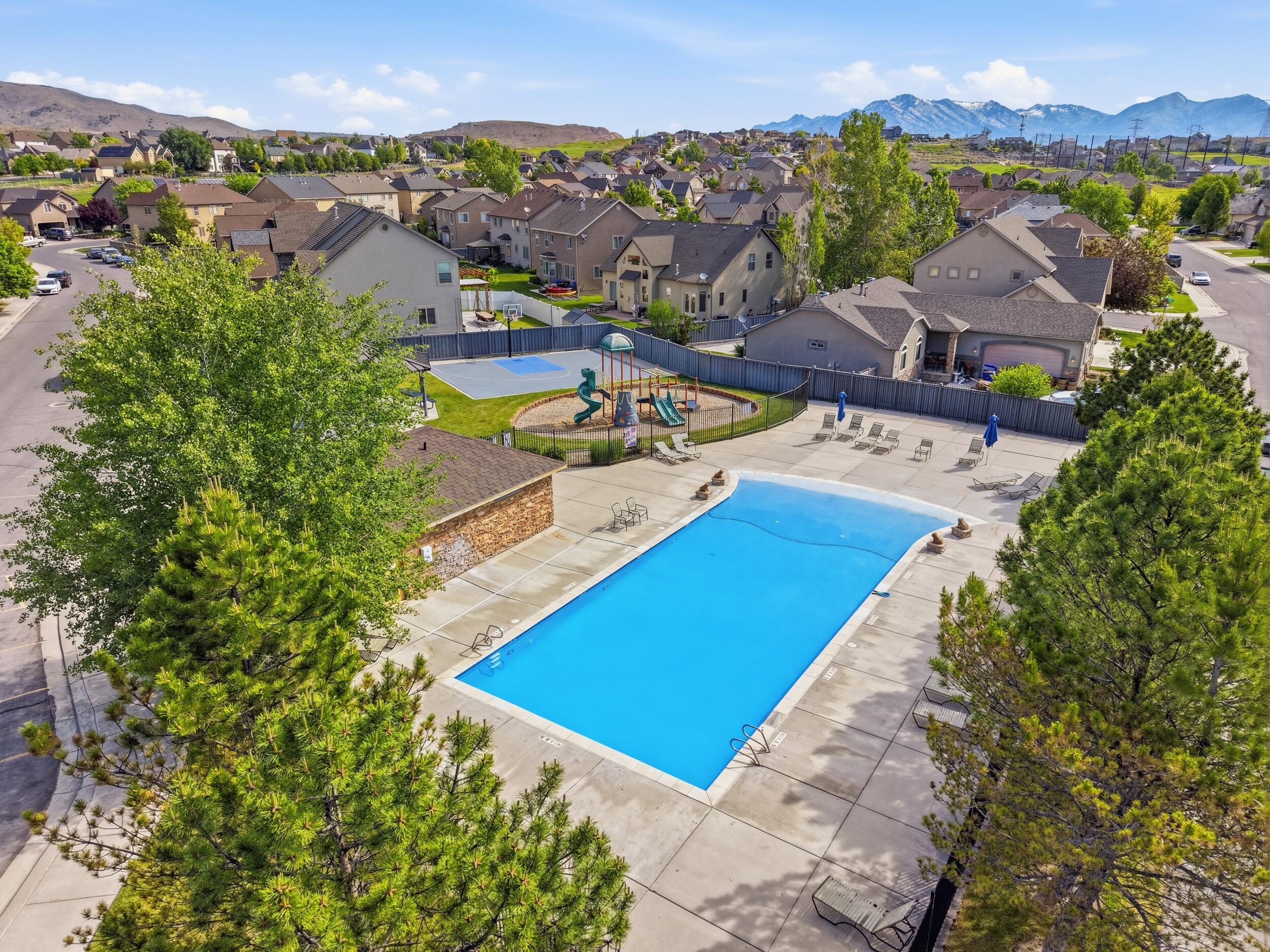 HIGHLANDS AT GREEN VALLEY - Residential