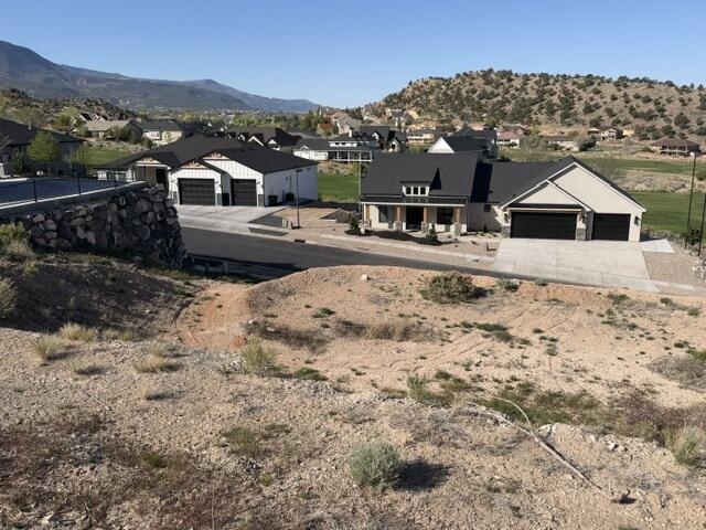 CANYON RIDGE - Land