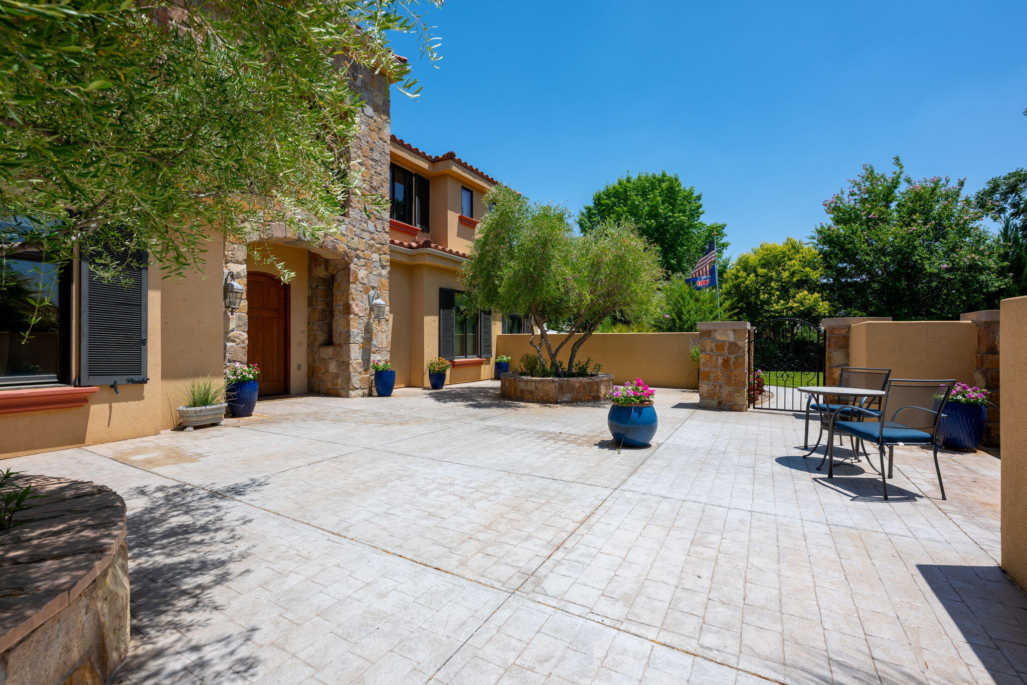 WOODS AT VALLEY VIEW - Residential