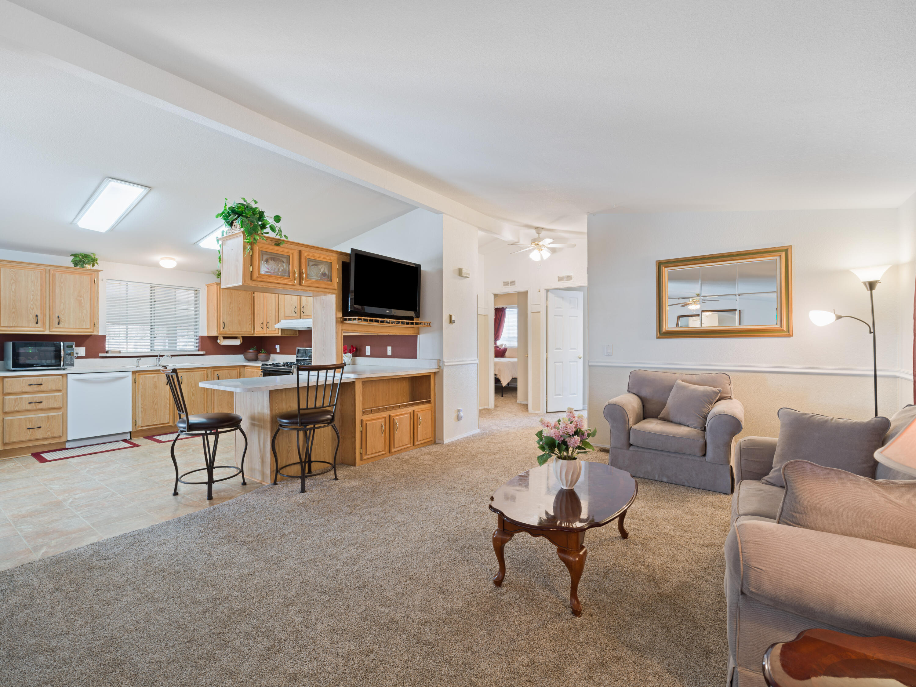 LAVA BLUFF MOBILE HOME PARK - Residential