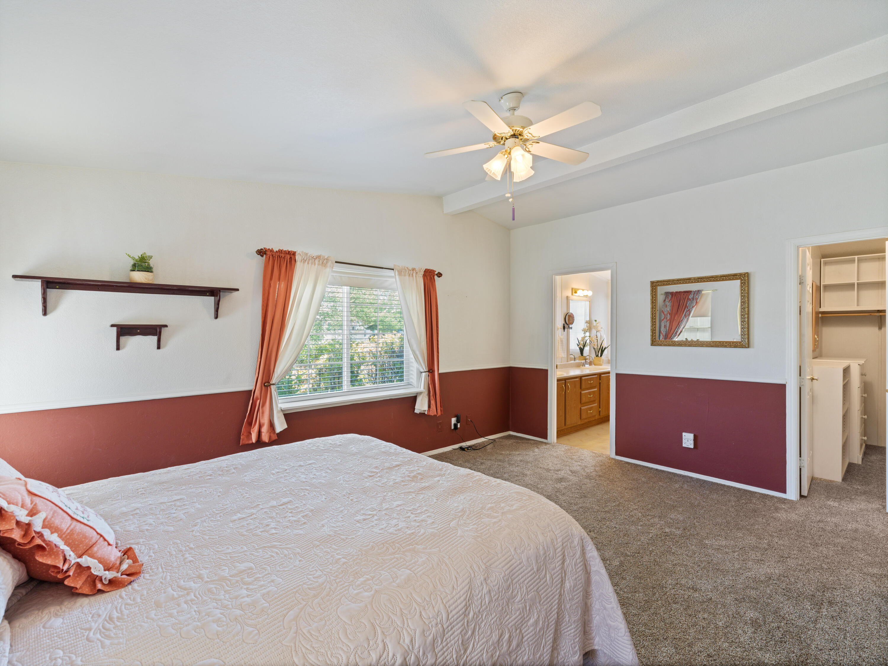 LAVA BLUFF MOBILE HOME PARK - Residential