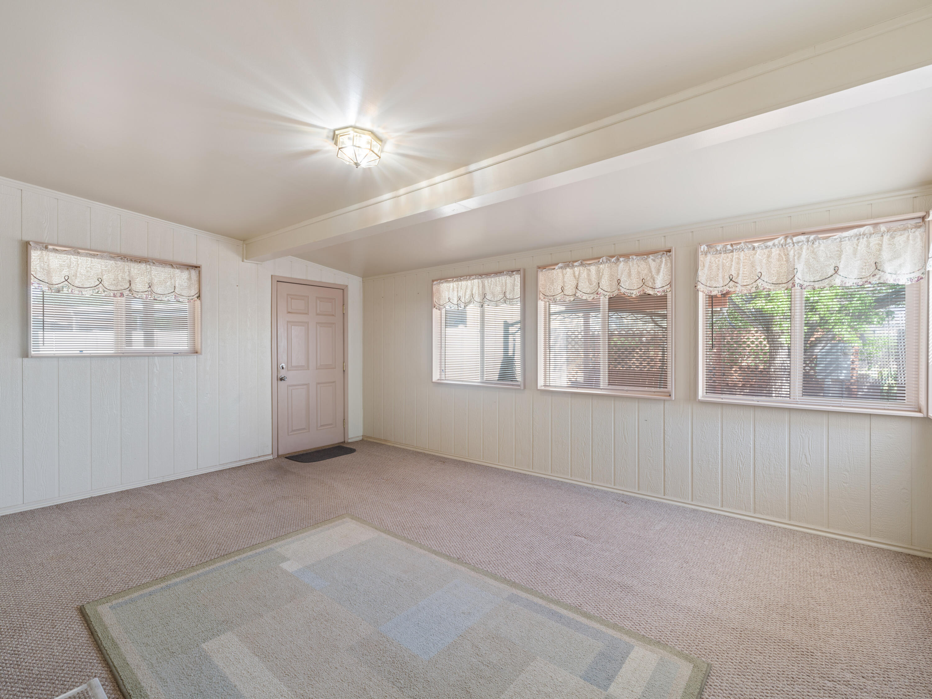 LAVA BLUFF MOBILE HOME PARK - Residential