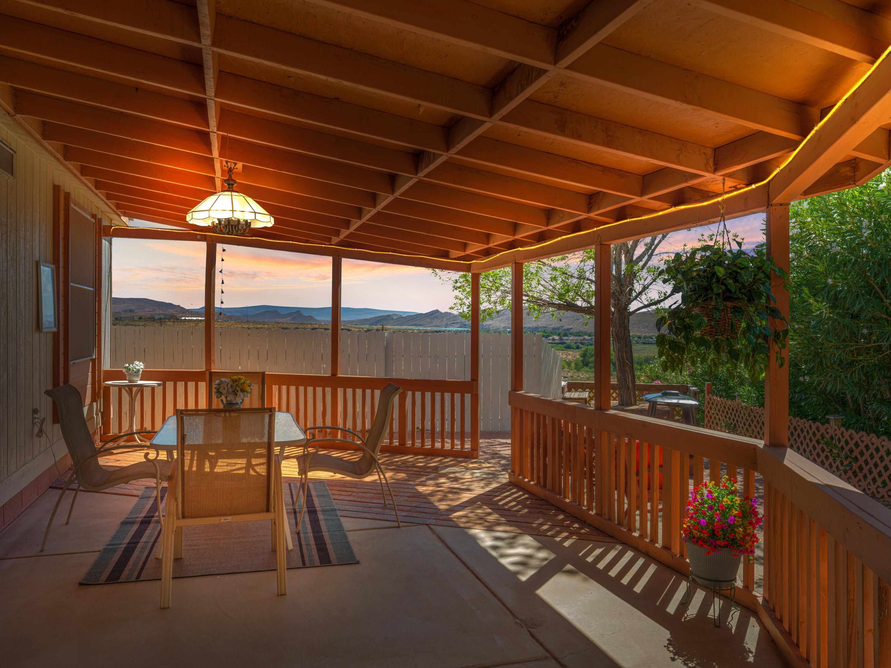LAVA BLUFF MOBILE HOME PARK - Residential