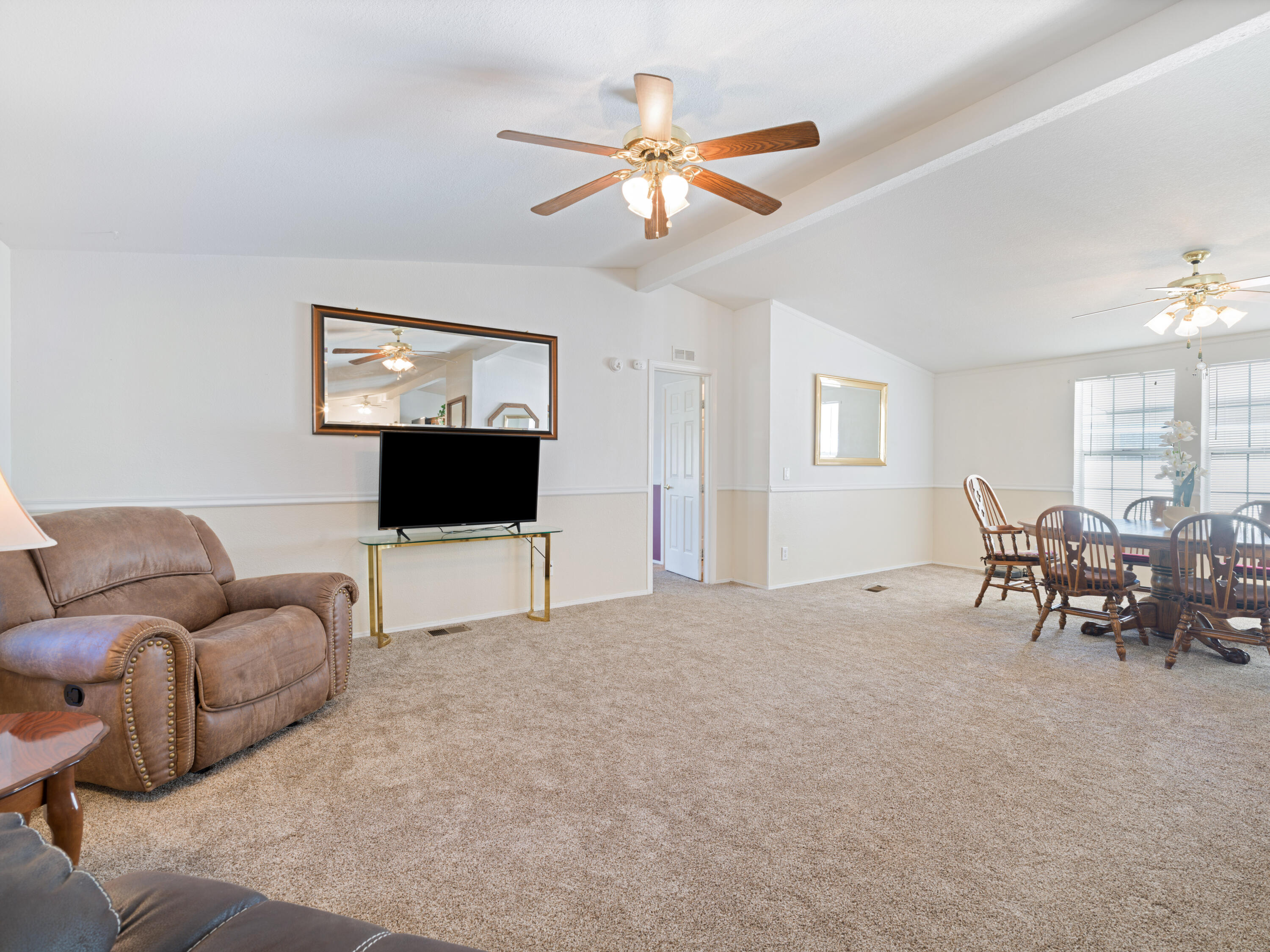 LAVA BLUFF MOBILE HOME PARK - Residential