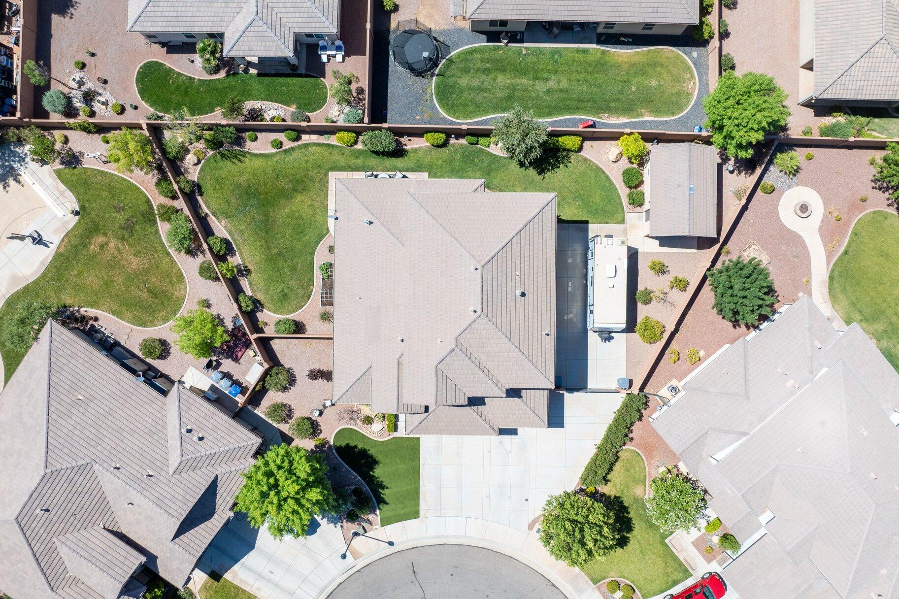 REDWOOD ESTATES - Residential
