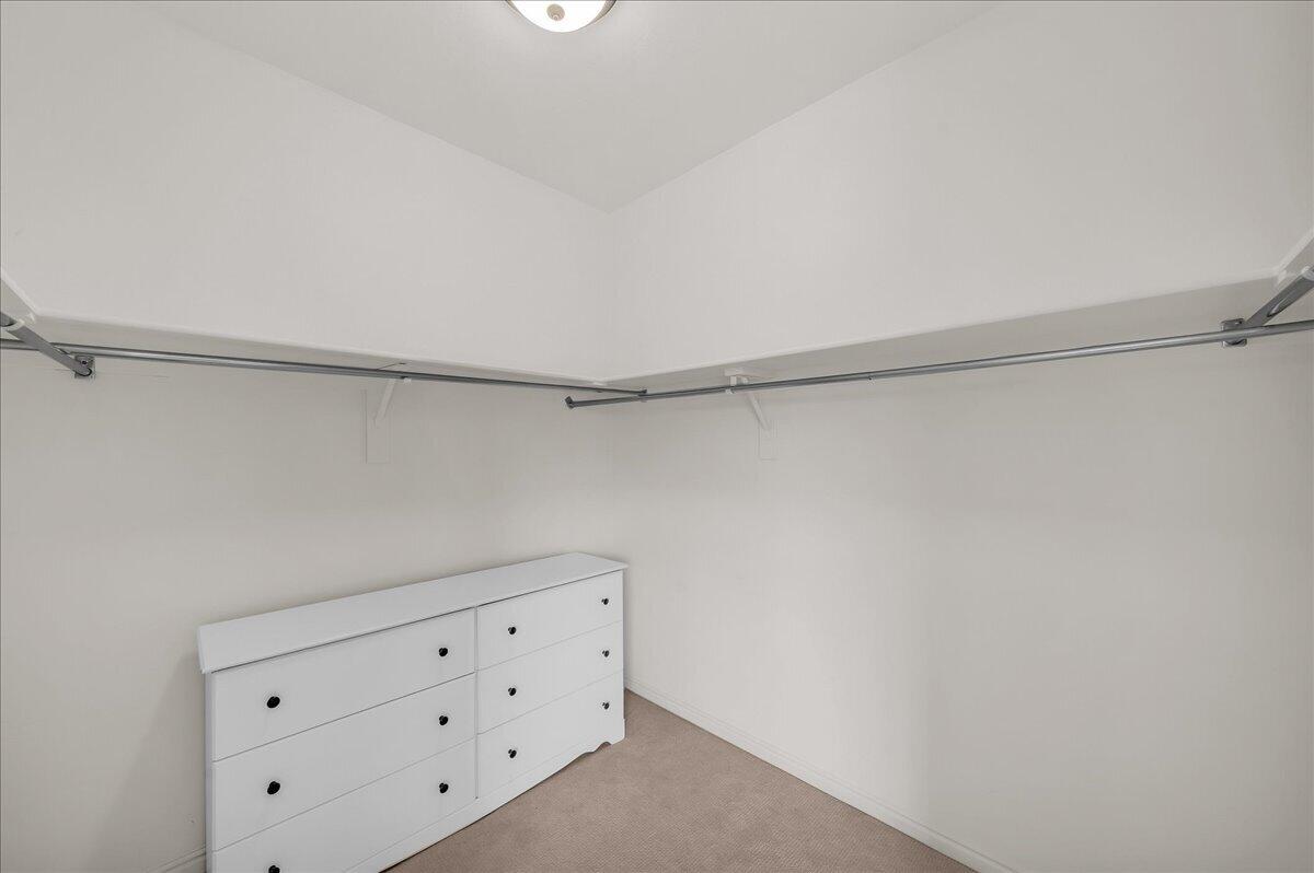 PRIMROSE POINT - Residential