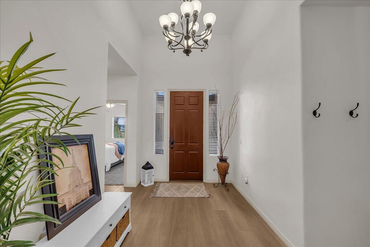 PRIMROSE POINT - Residential
