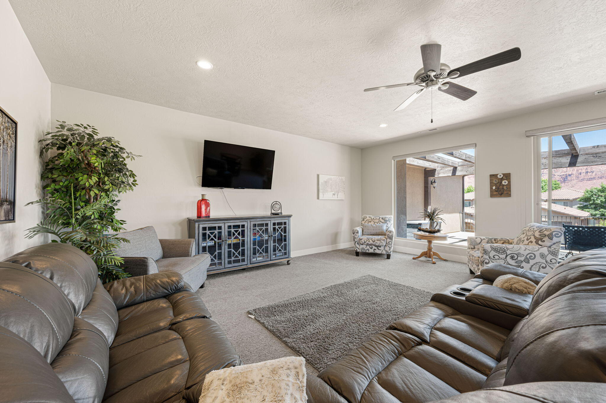 PARADISE VILLAGE AT ZION - Residential