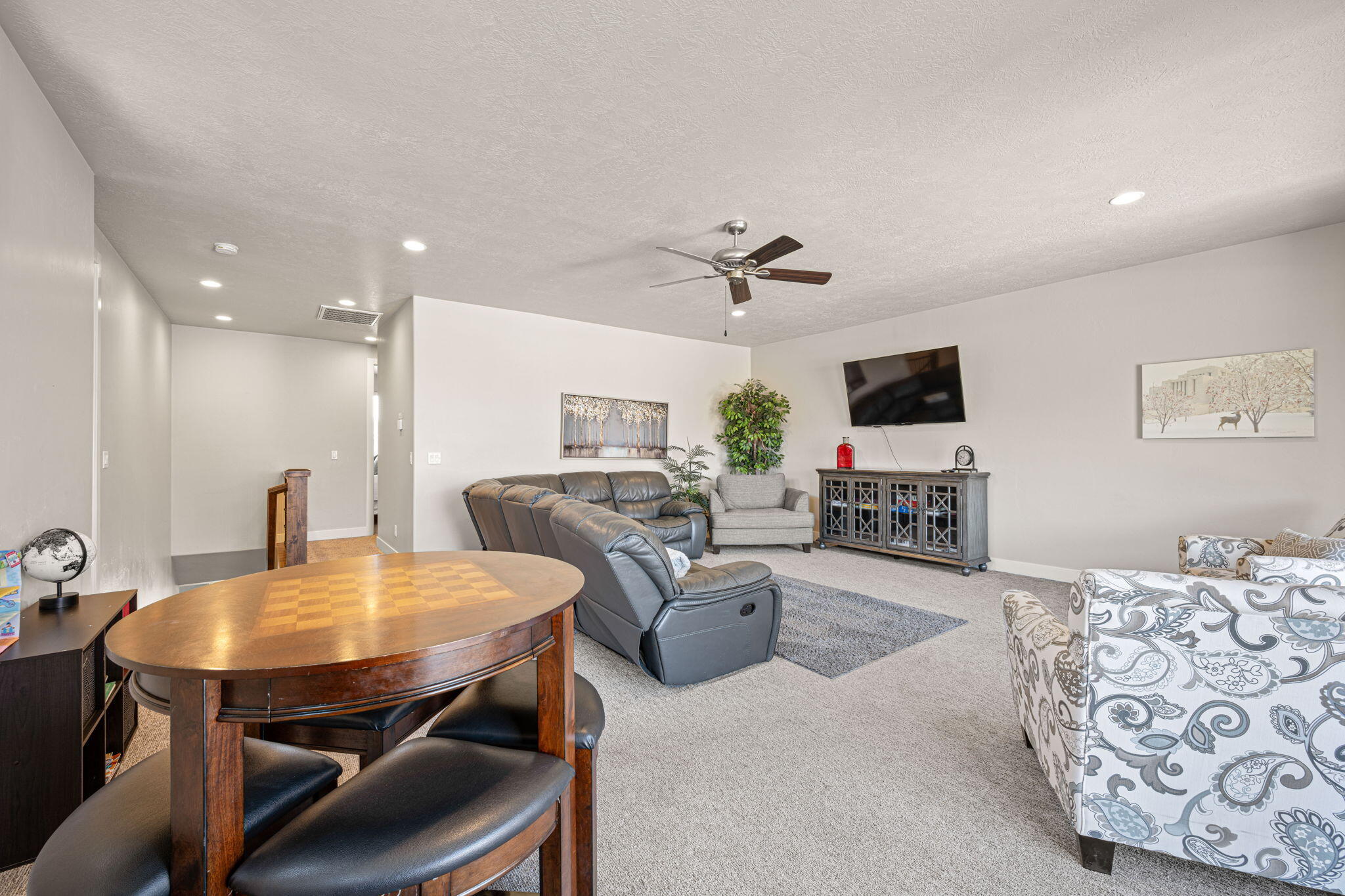 PARADISE VILLAGE AT ZION - Residential