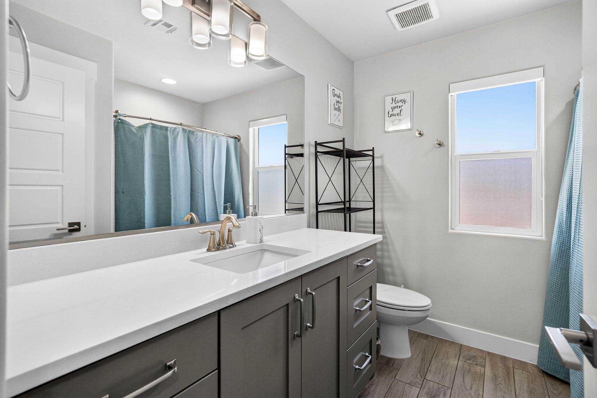 ASPEN ESTATES - Residential