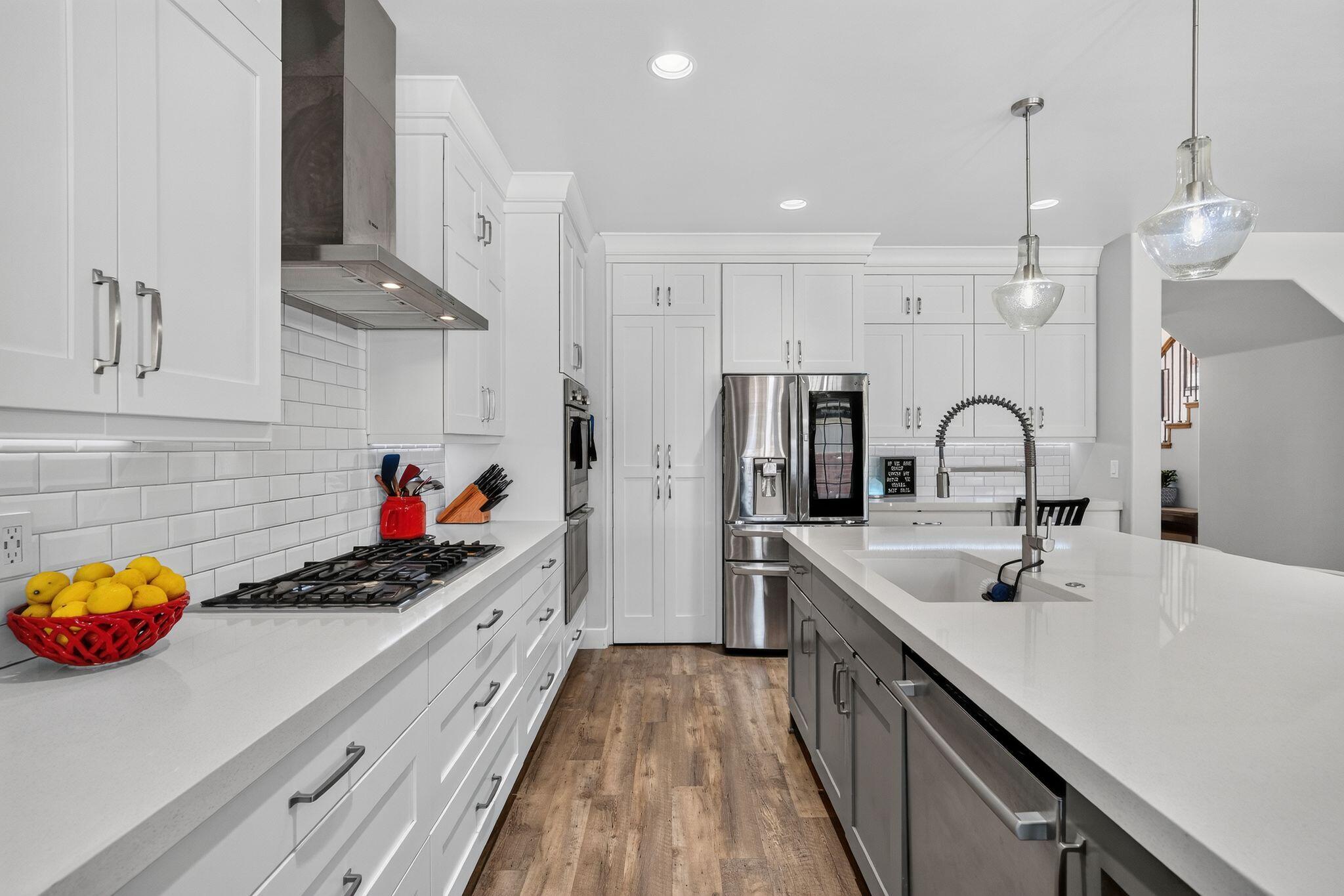 ASPEN ESTATES - Residential
