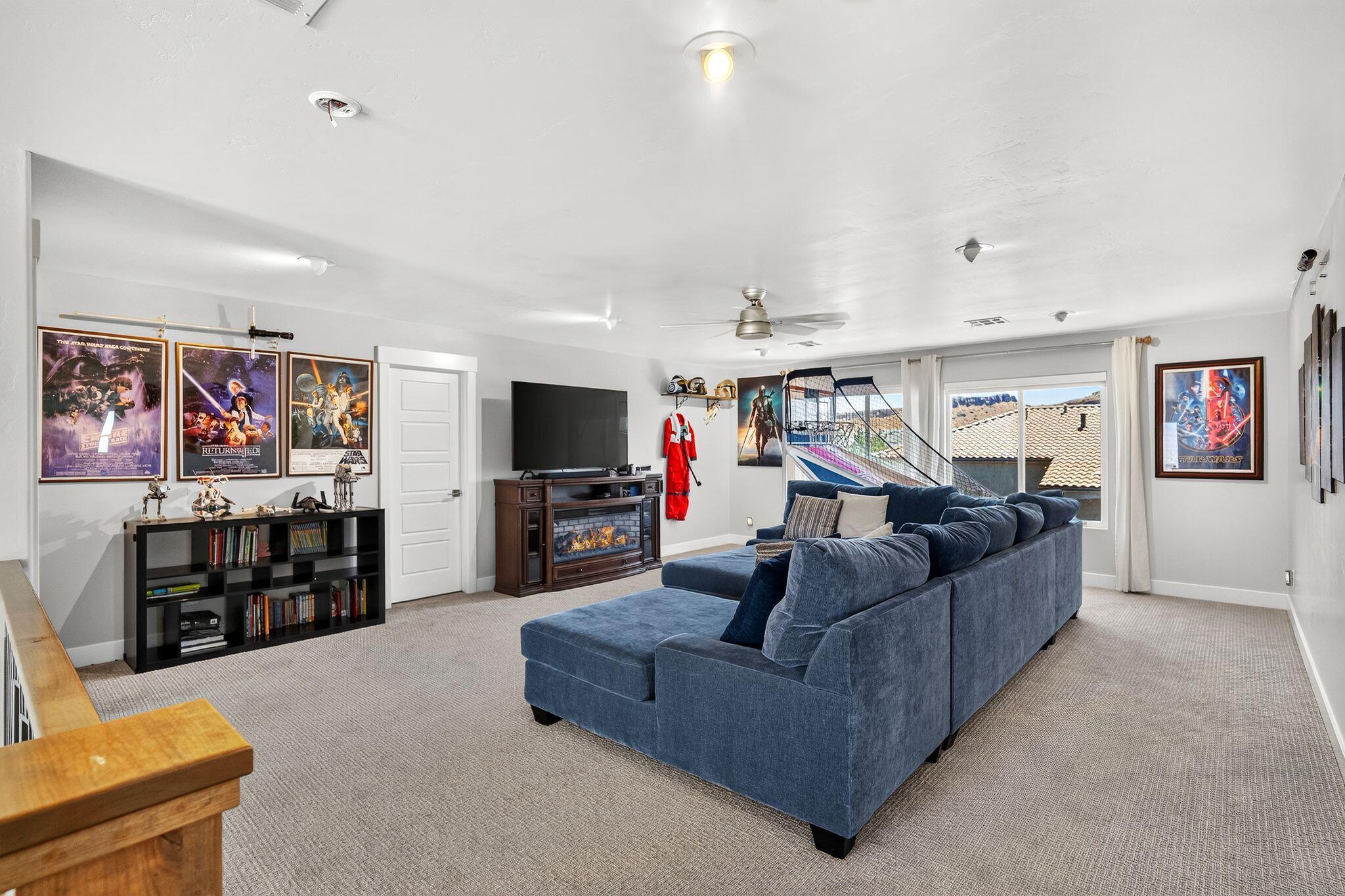 ASPEN ESTATES - Residential