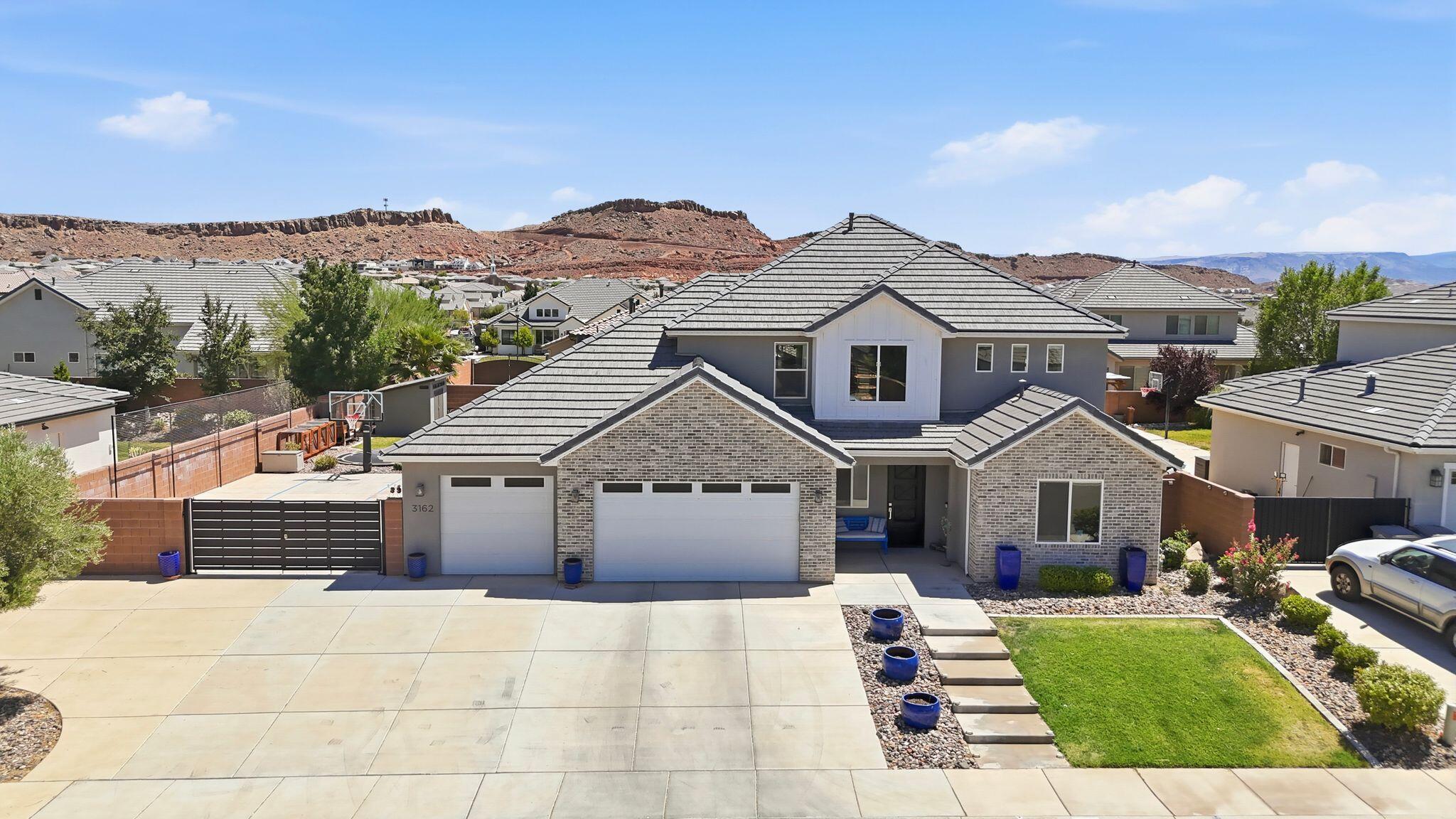 ASPEN ESTATES - Residential