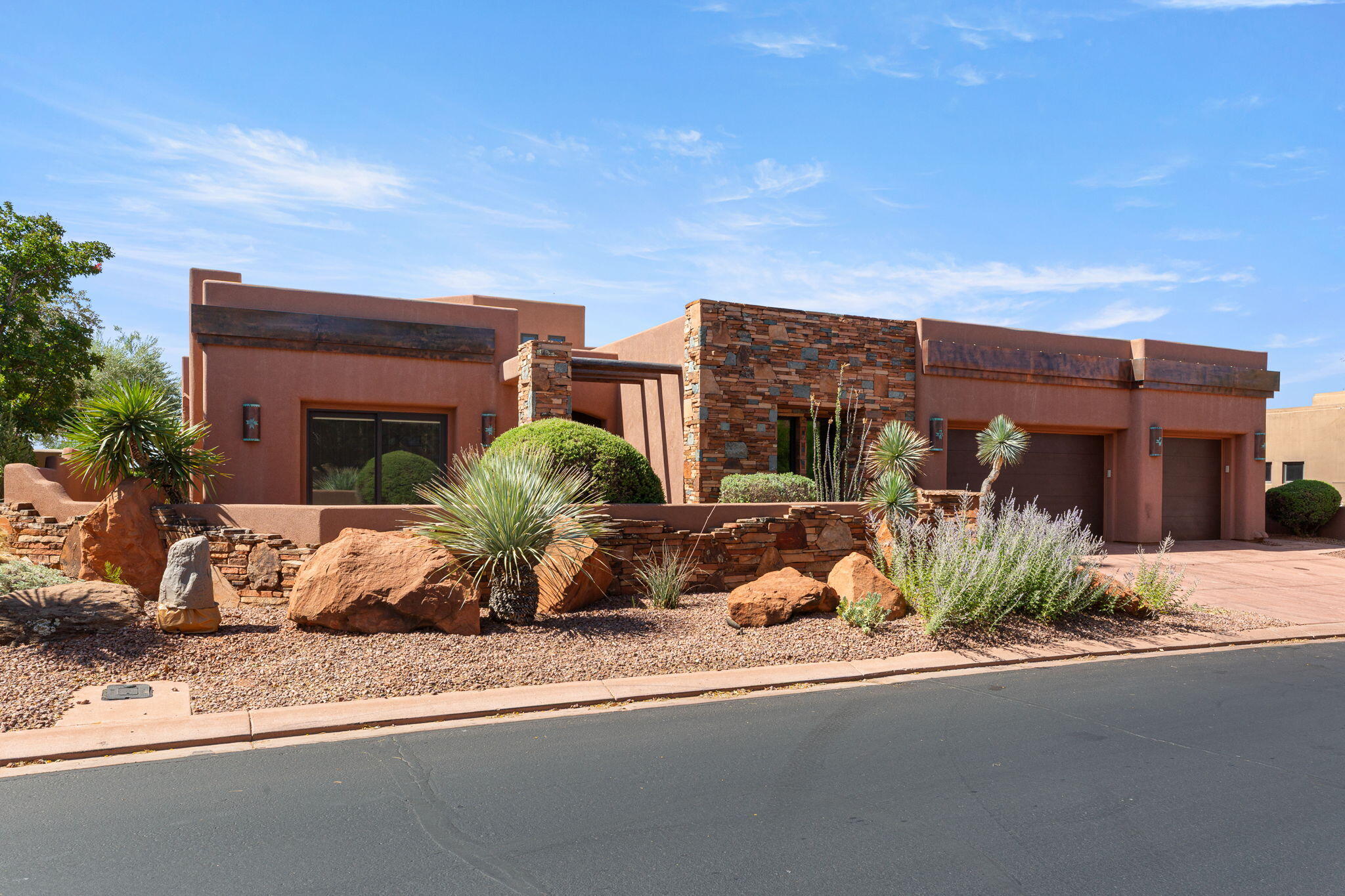 CLIFFS OF SNOW CANYON - Residential