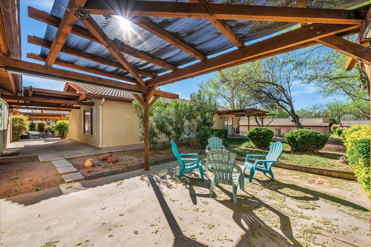 SUNFLOWER DEVELOPMENT - Residential