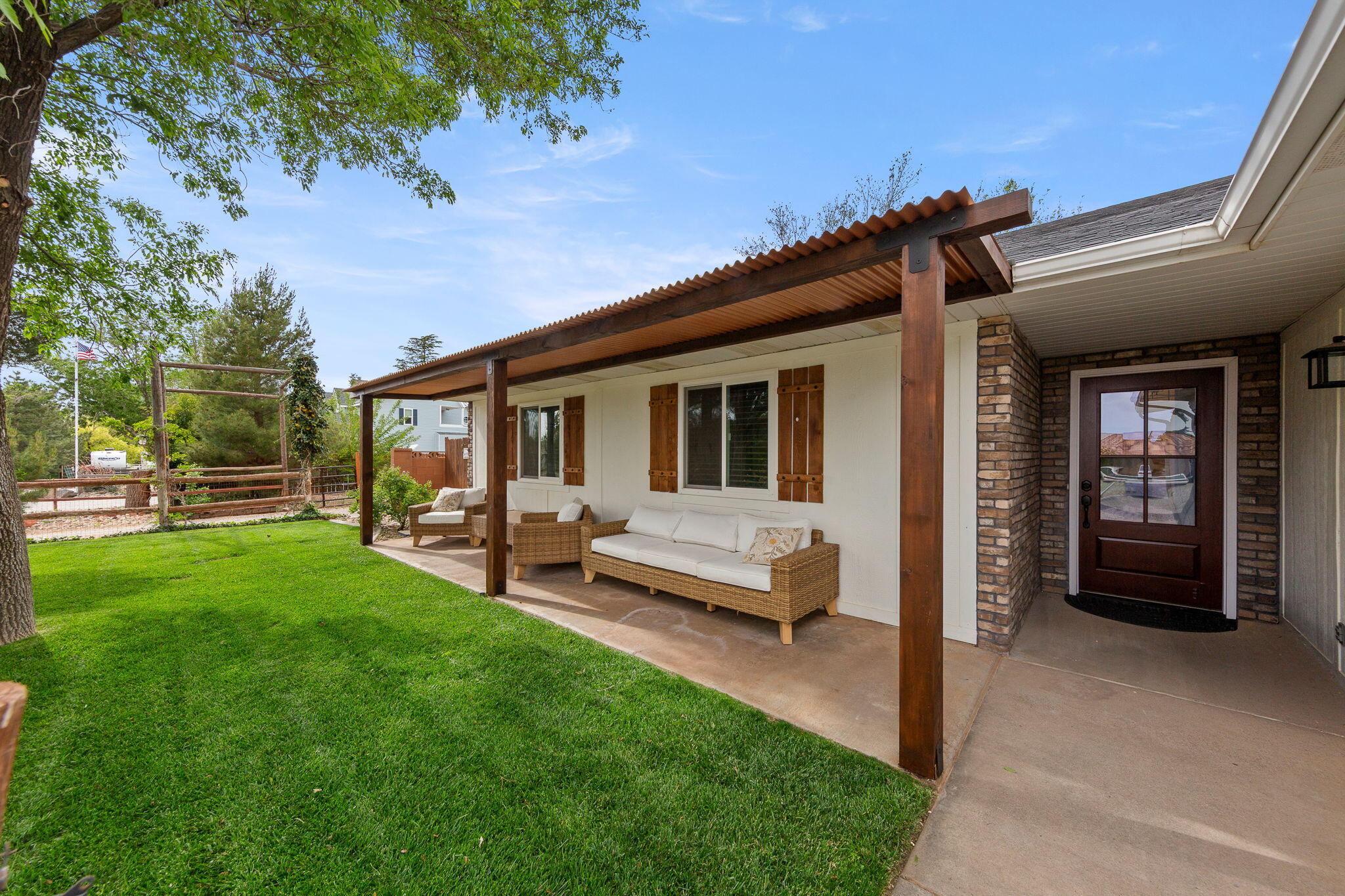 DIAMOND VALLEY ACRES - Residential