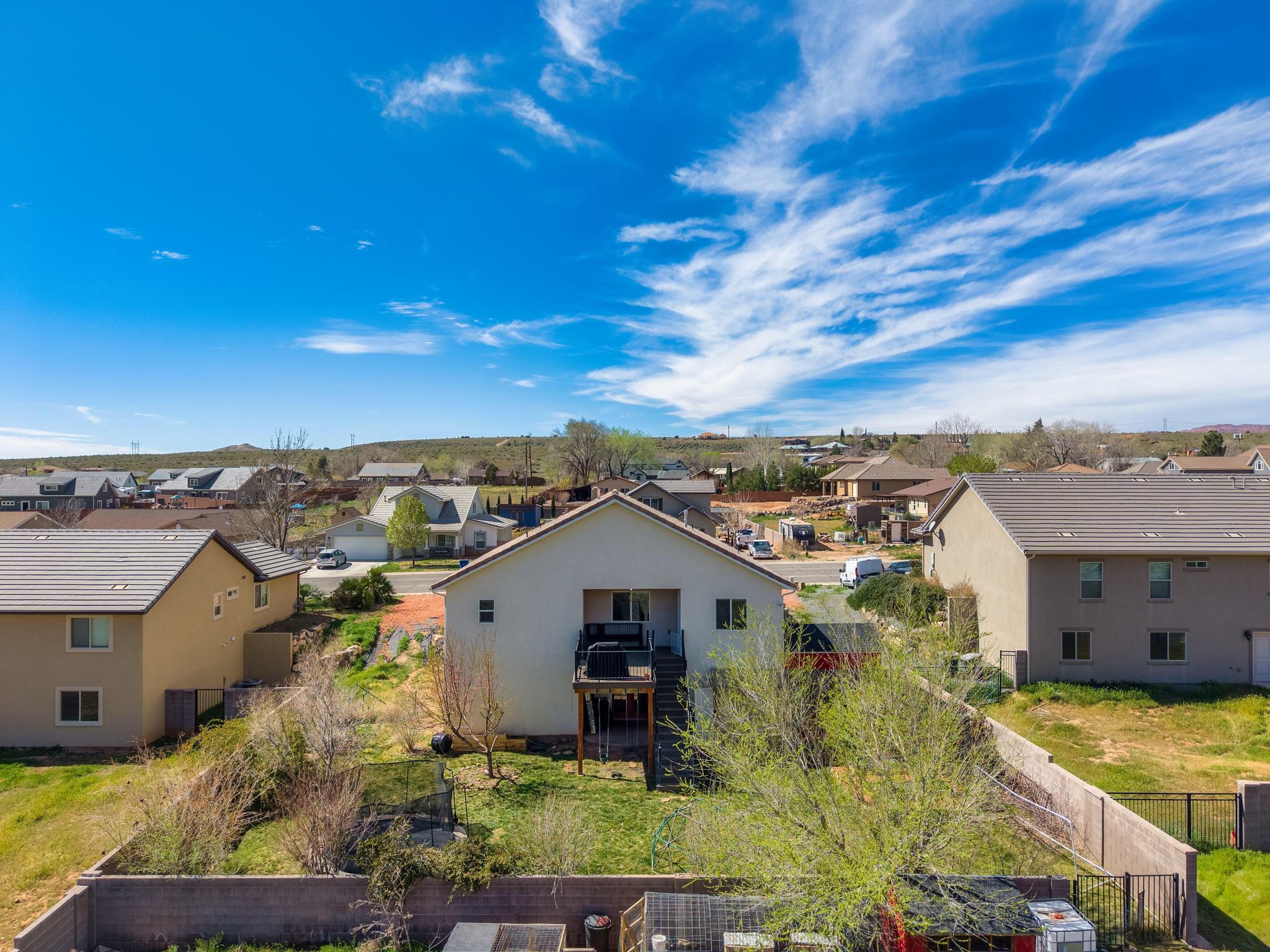 ALMOND HEIGHTS PARK - Residential