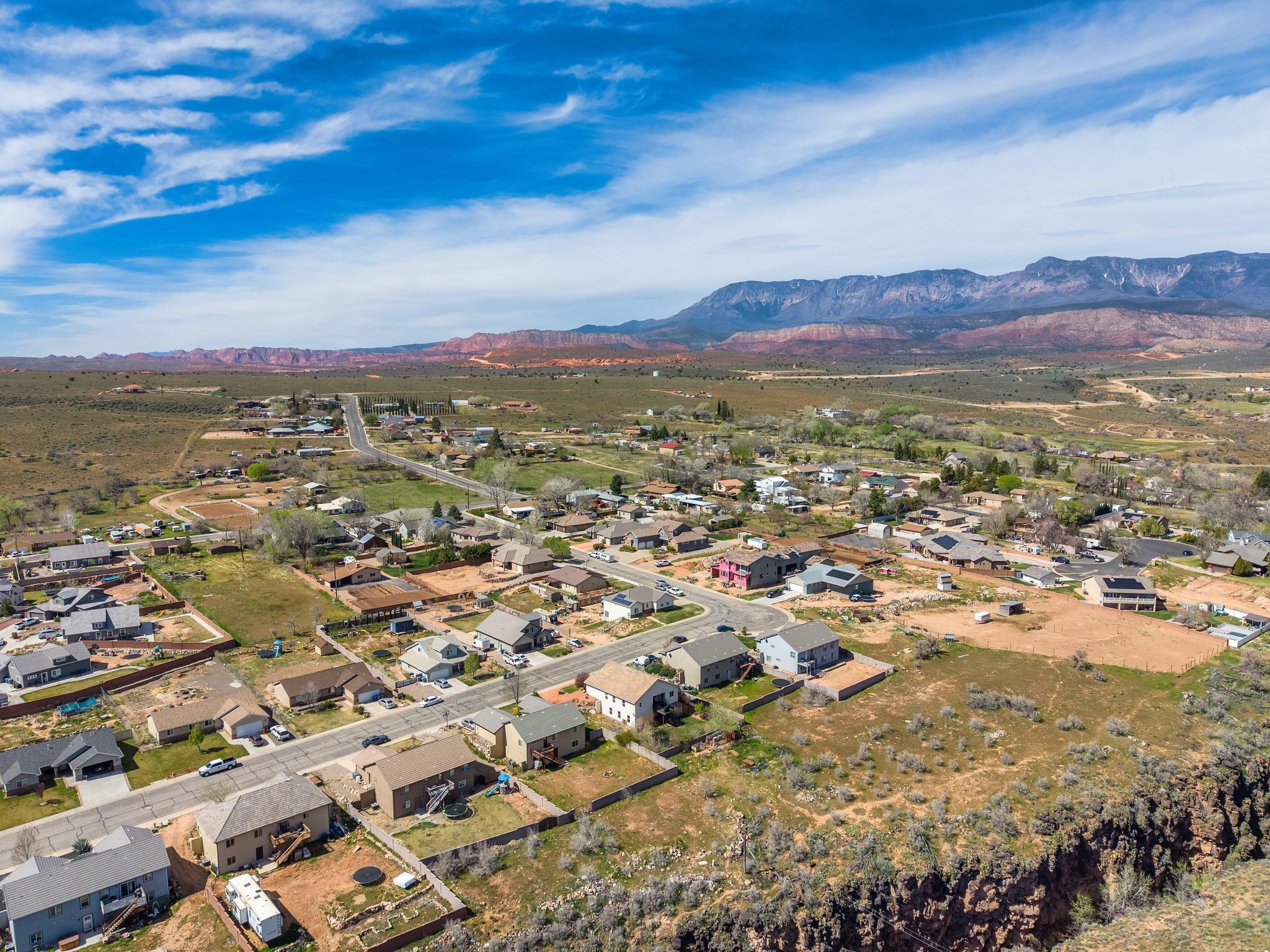 ALMOND HEIGHTS PARK - Residential