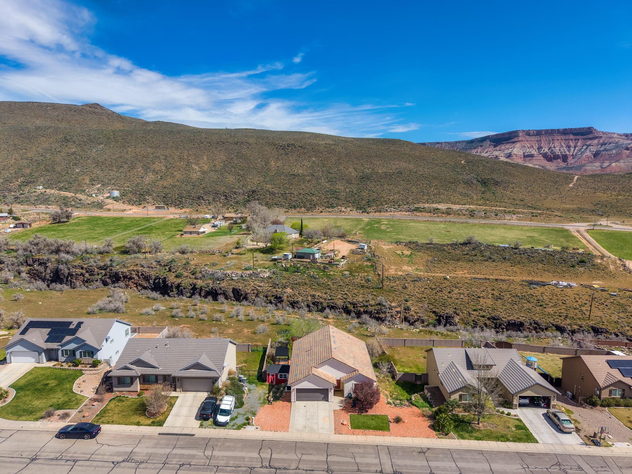 ALMOND HEIGHTS PARK - Residential