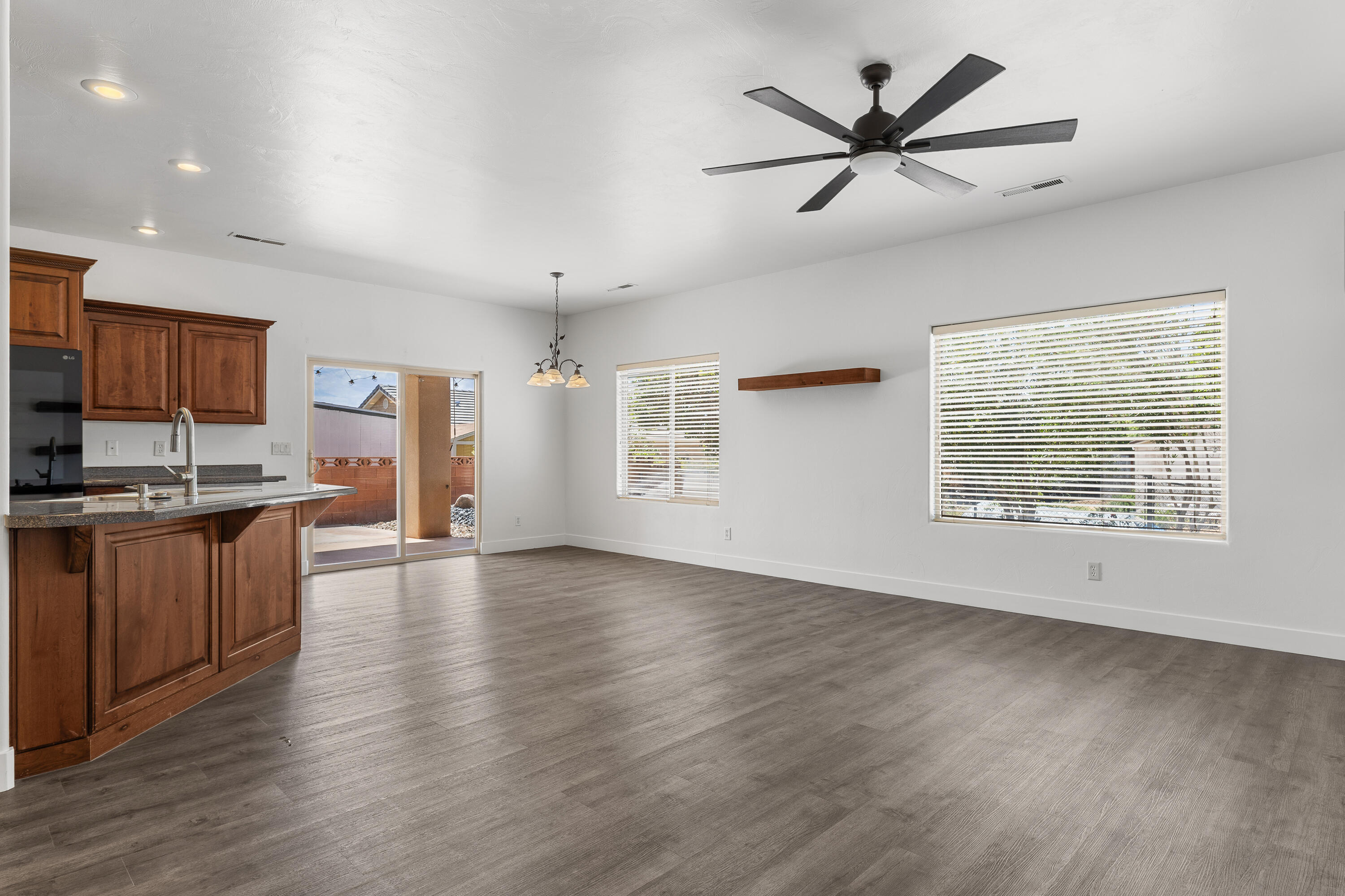 ZION VIEW ESTATES - Residential