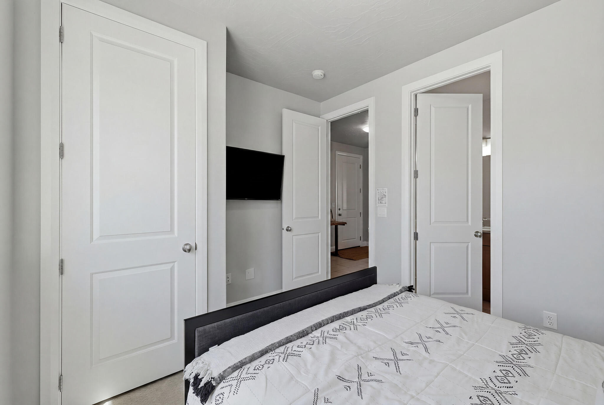 ESCONDIDO AT SIENNA HILLS - Residential