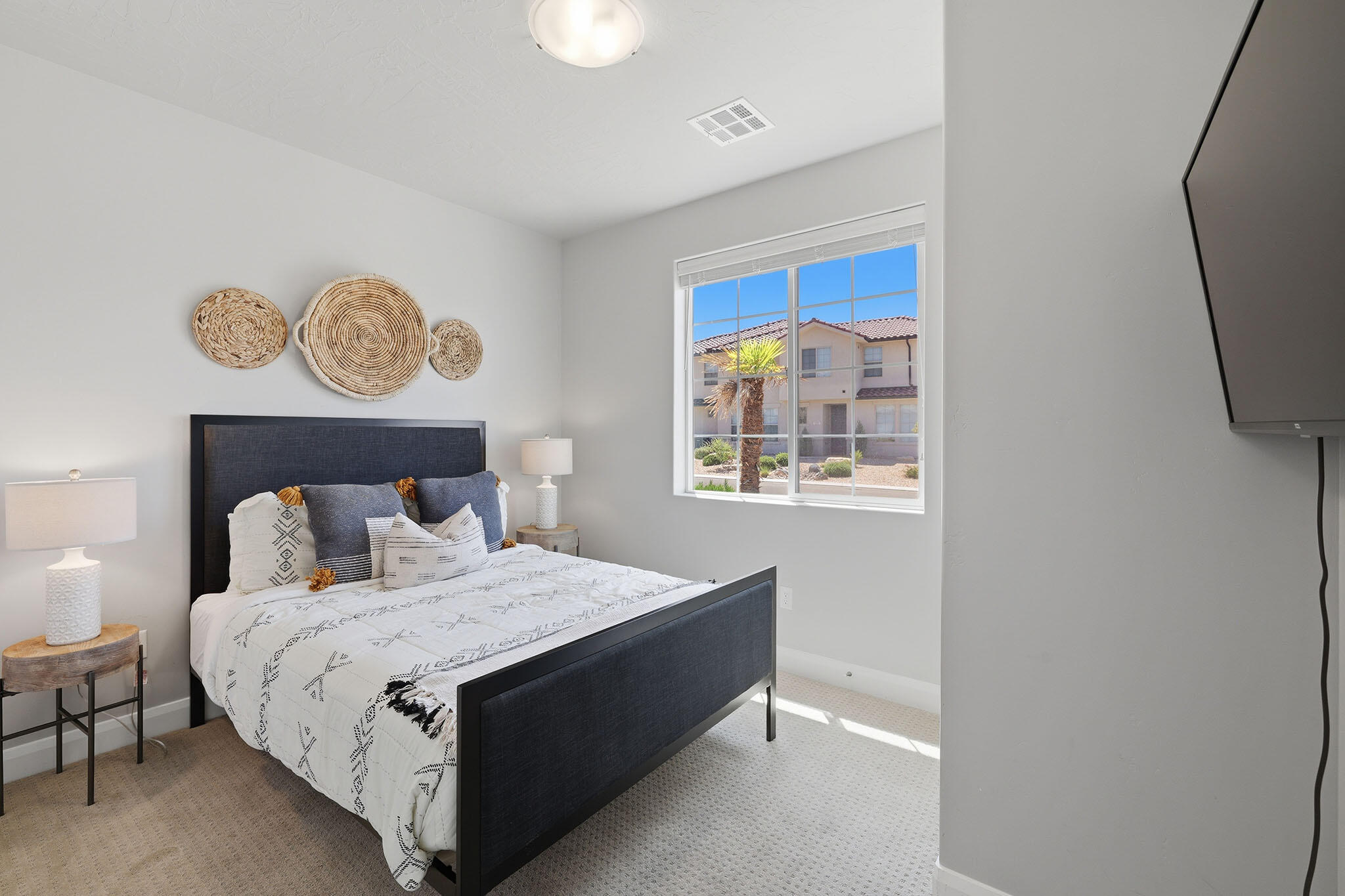 ESCONDIDO AT SIENNA HILLS - Residential