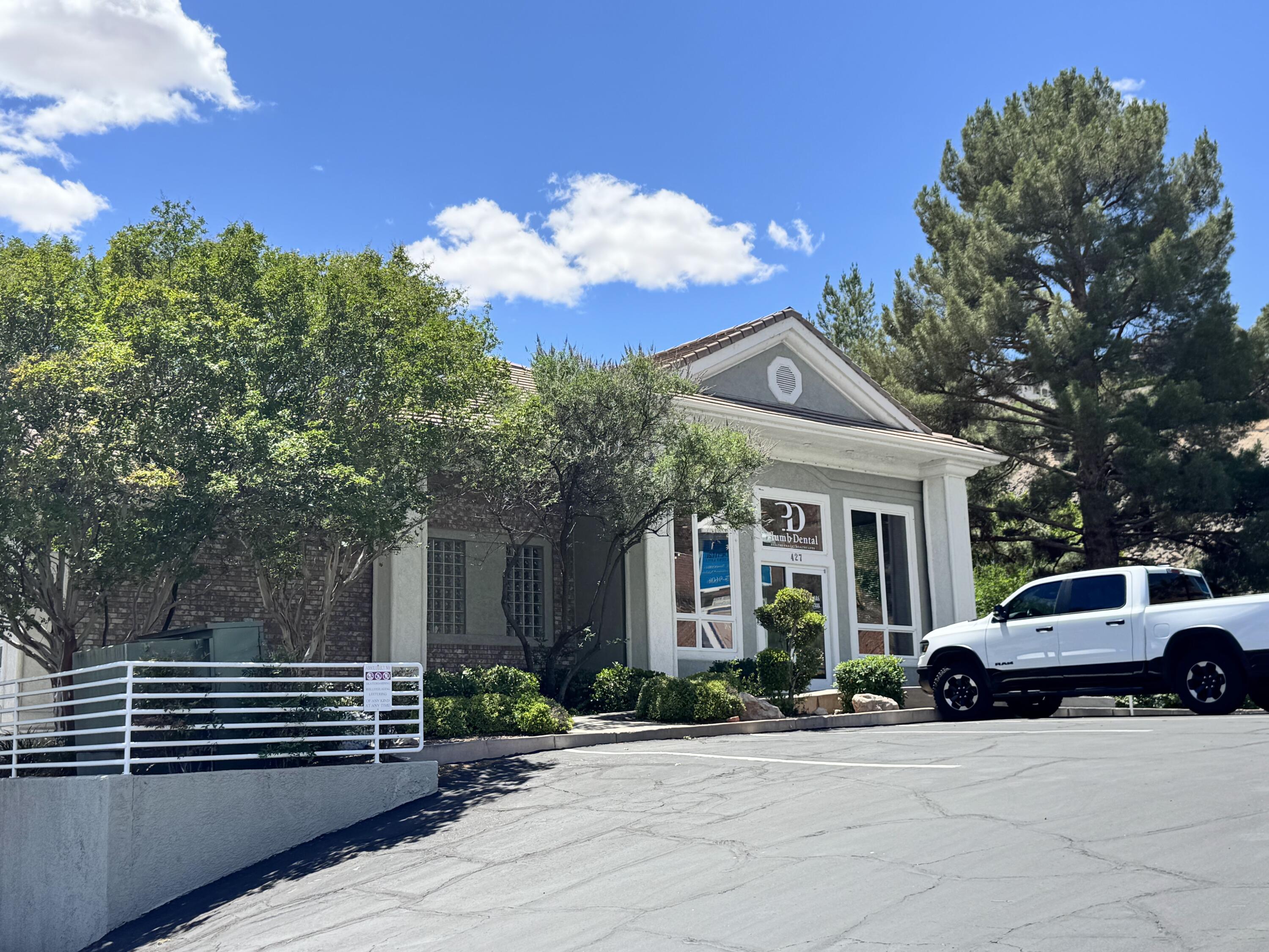 Great commercial property with well established businesses occupying the spaces.  On the corner of 100 South and Bluff Street makes this an investor's perfect investment to add to any portfolio!  Adjacent property to South is also included.  Purchase would include 3 parcels.
