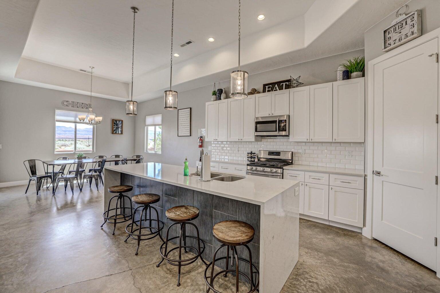 RETREAT AT SAND HOLLOW RESORT - Residential