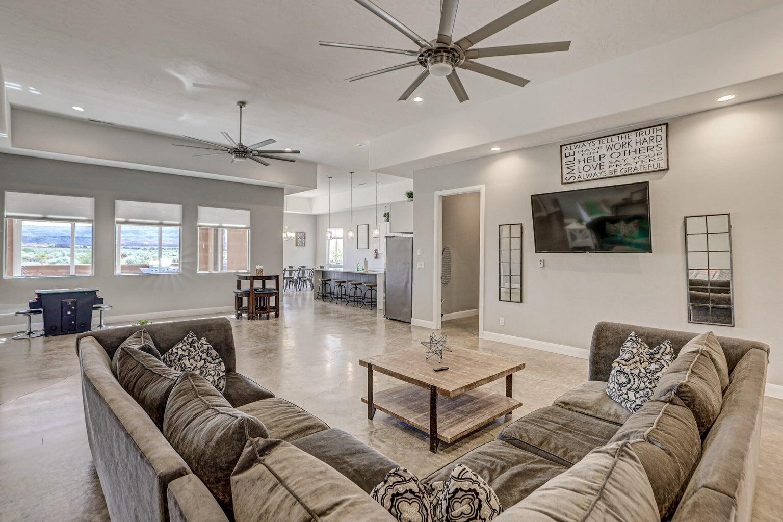 RETREAT AT SAND HOLLOW RESORT - Residential