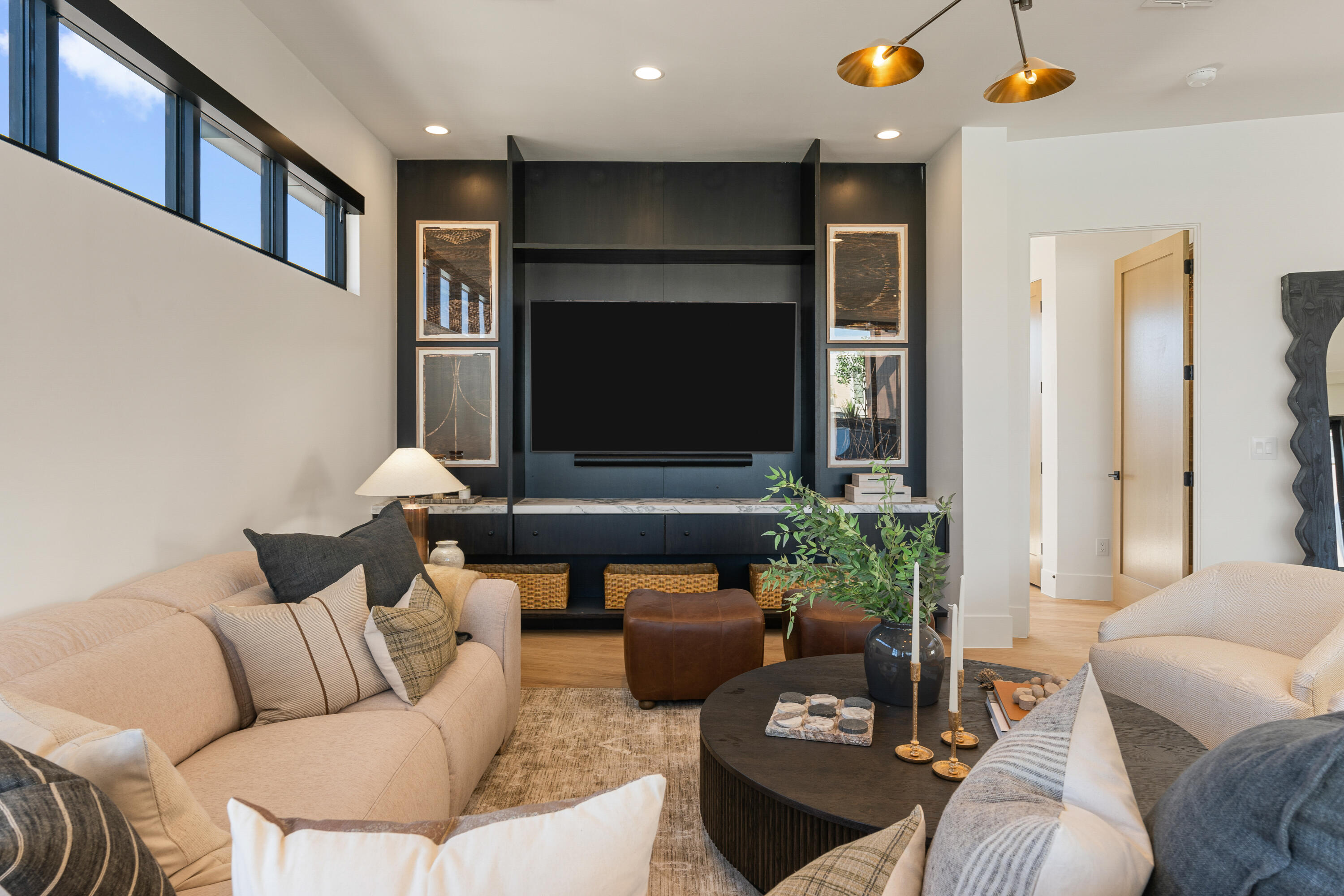 DESERT COLOR SHORES WATERS EDGE - Residential