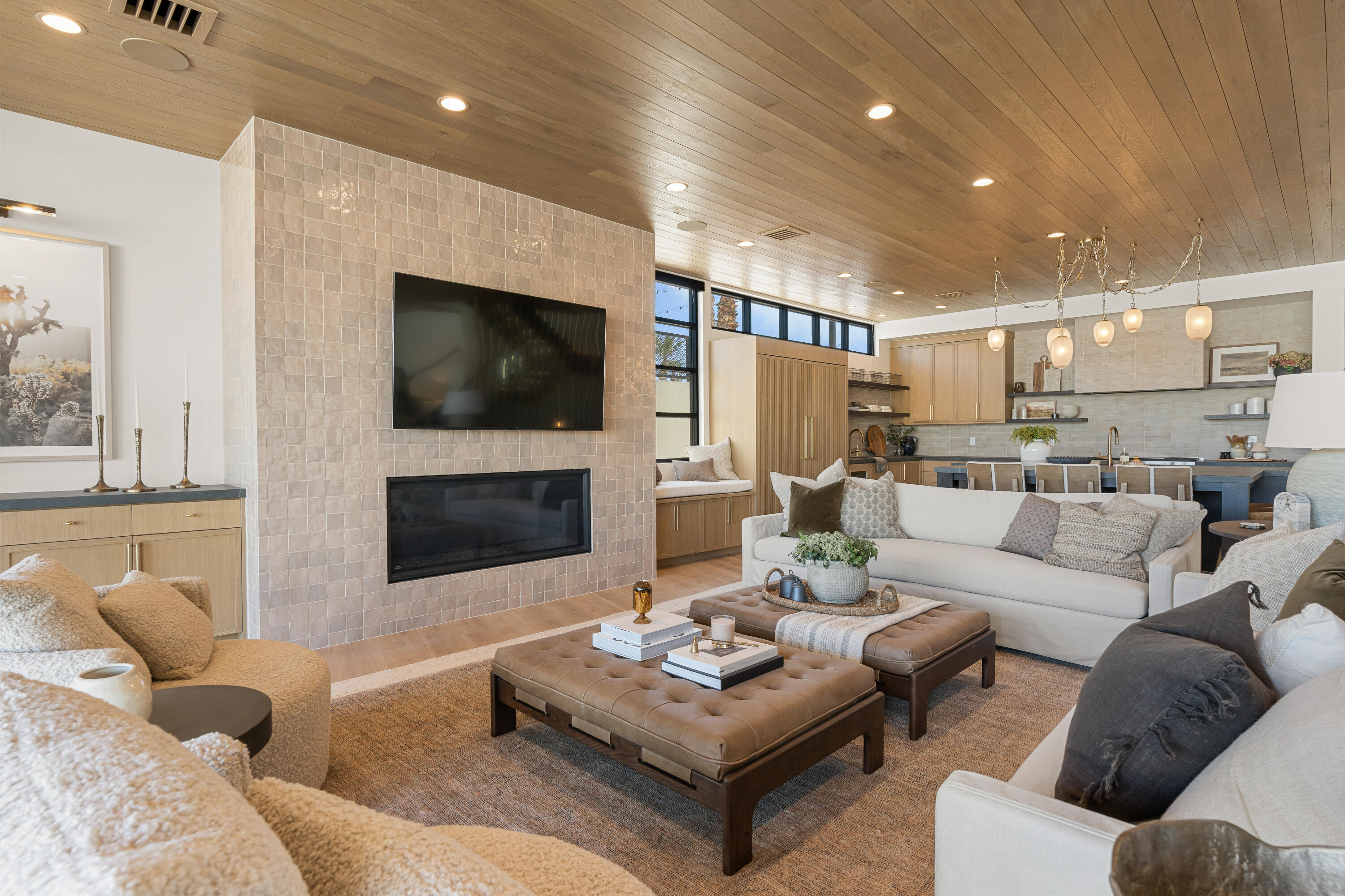DESERT COLOR SHORES WATERS EDGE - Residential
