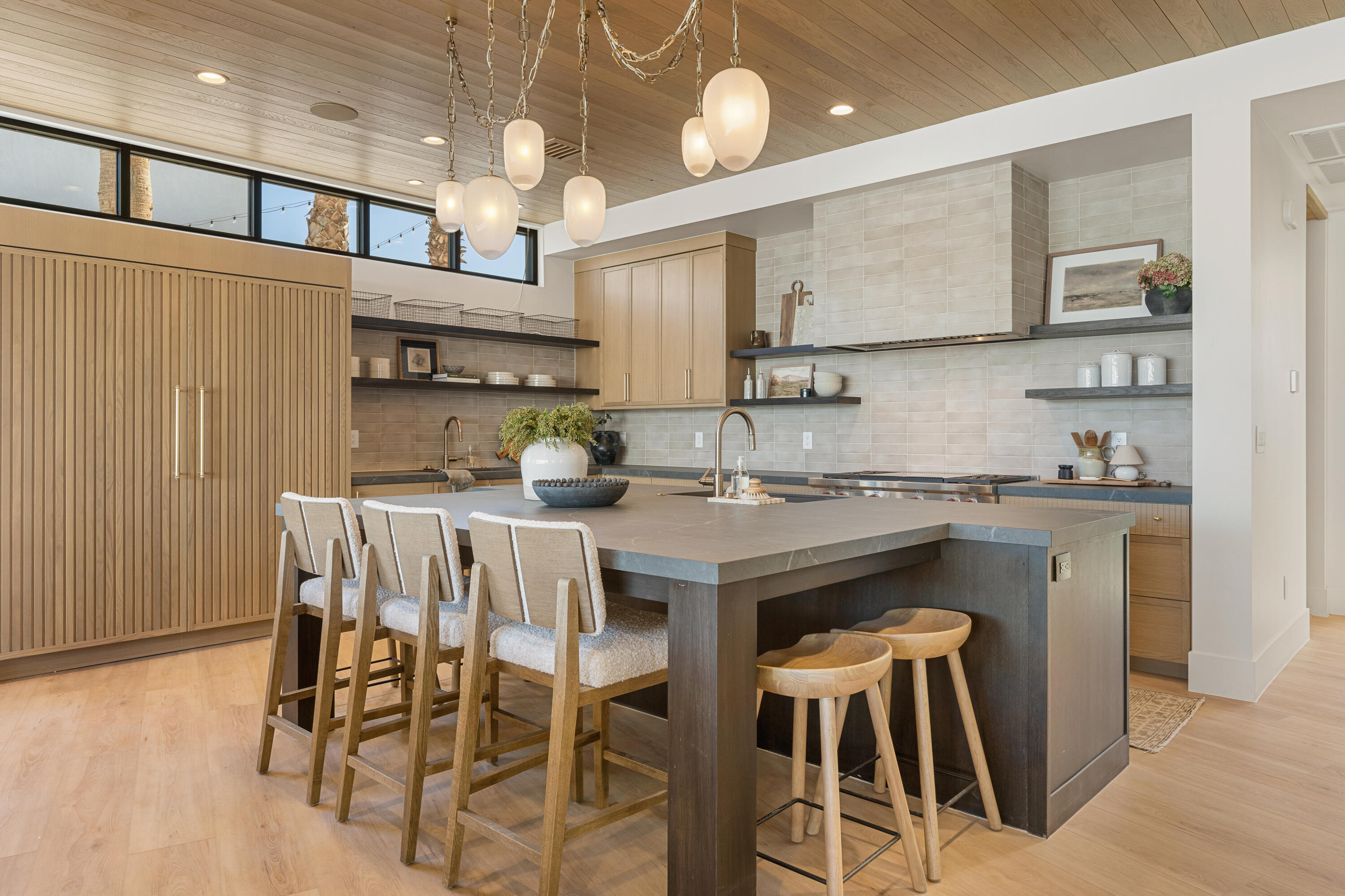 DESERT COLOR SHORES WATERS EDGE - Residential
