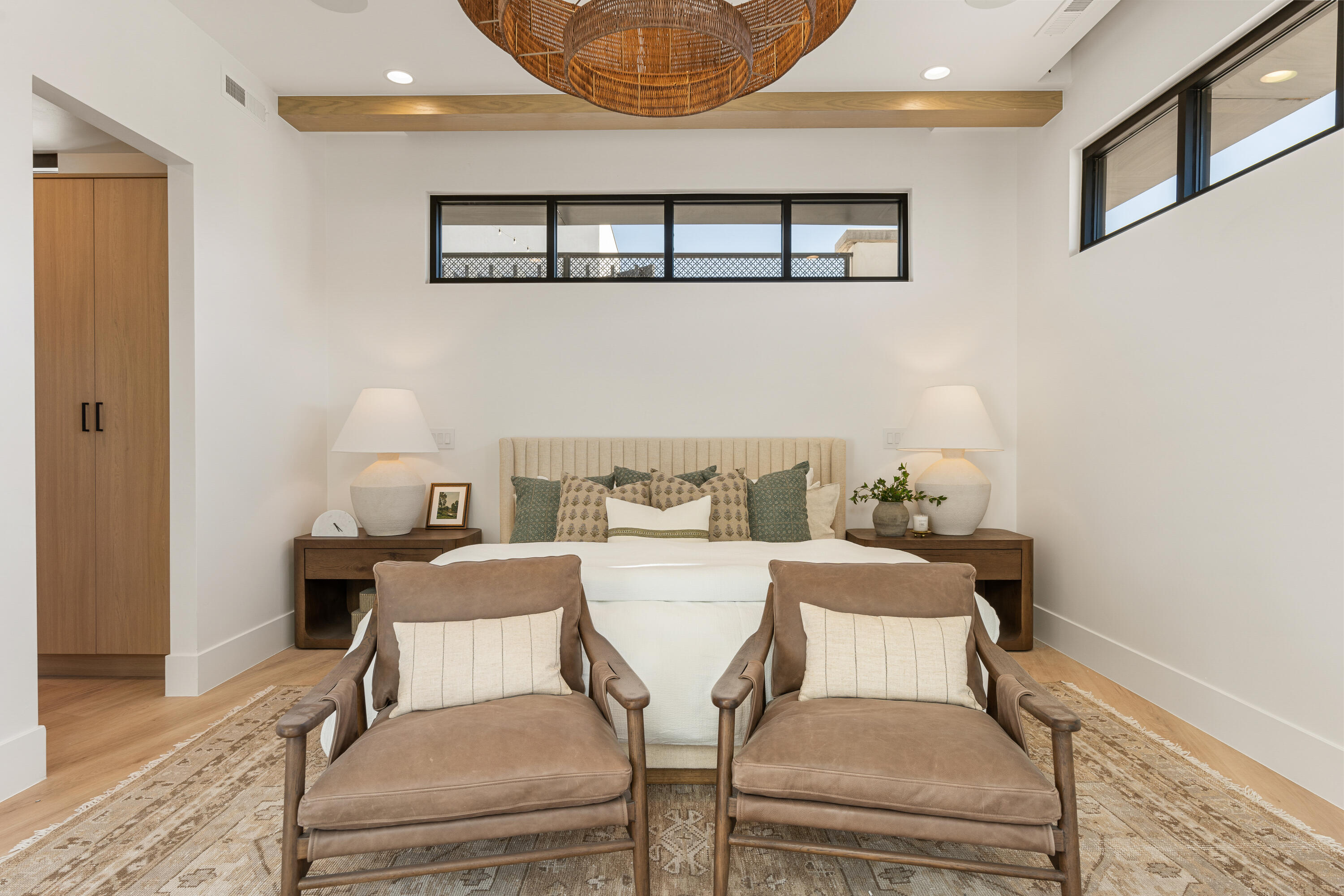 DESERT COLOR SHORES WATERS EDGE - Residential