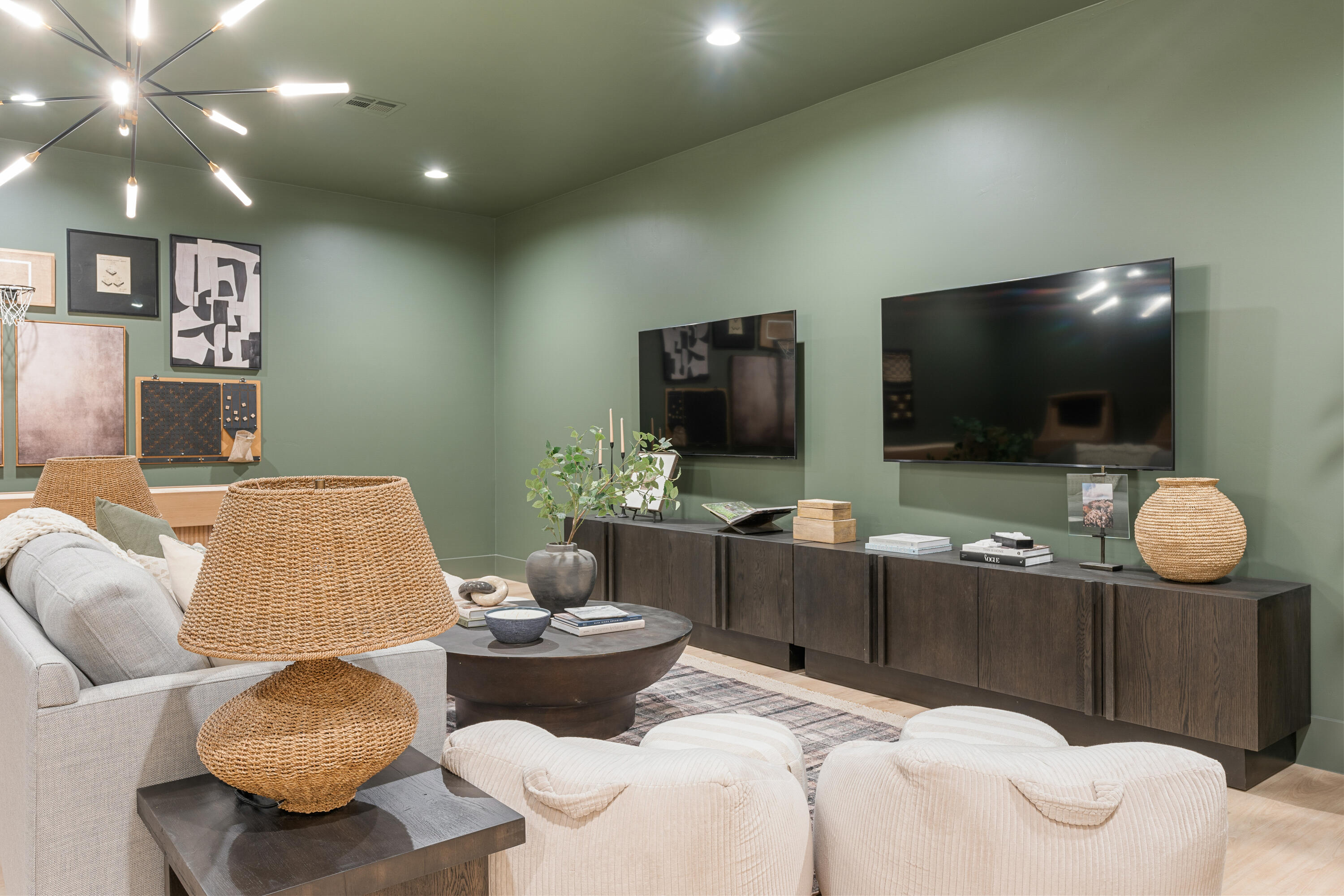 DESERT COLOR SHORES WATERS EDGE - Residential