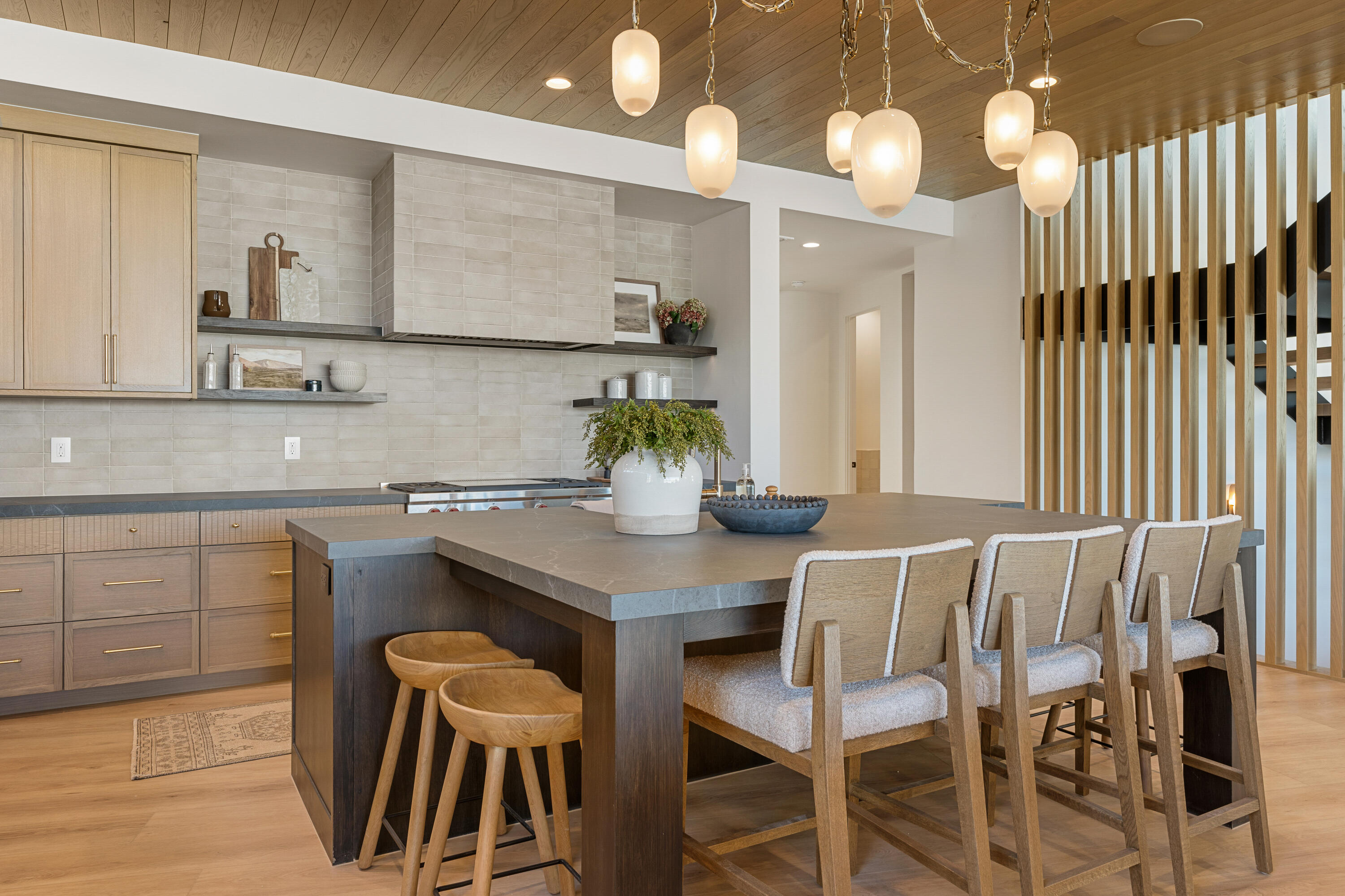 DESERT COLOR SHORES WATERS EDGE - Residential