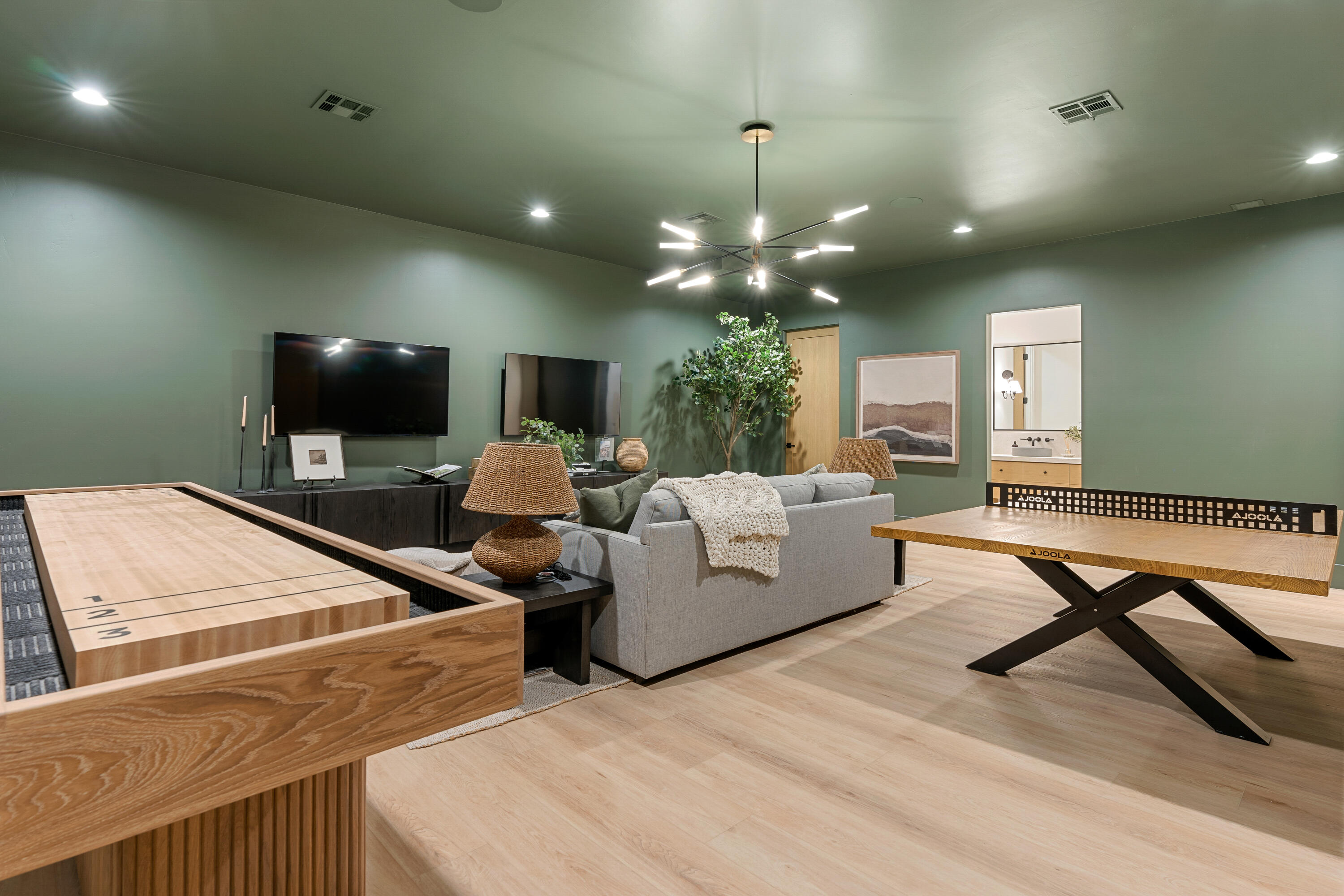 DESERT COLOR SHORES WATERS EDGE - Residential