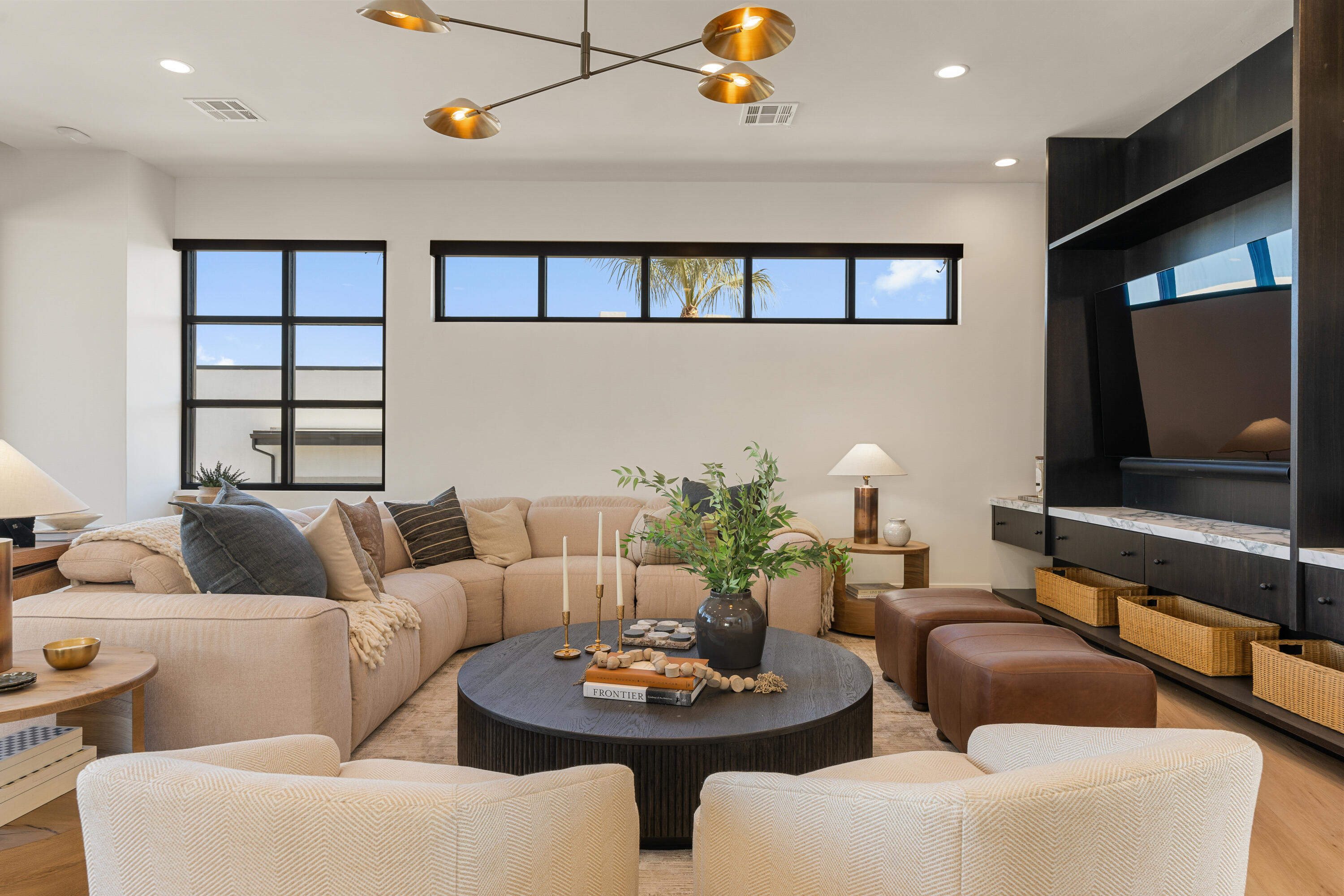 DESERT COLOR SHORES WATERS EDGE - Residential