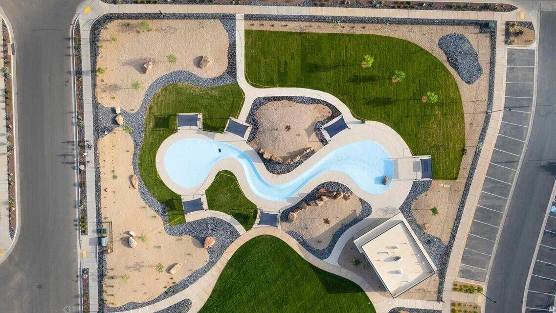LABYRINTH PT AT LG VALLEY - Residential