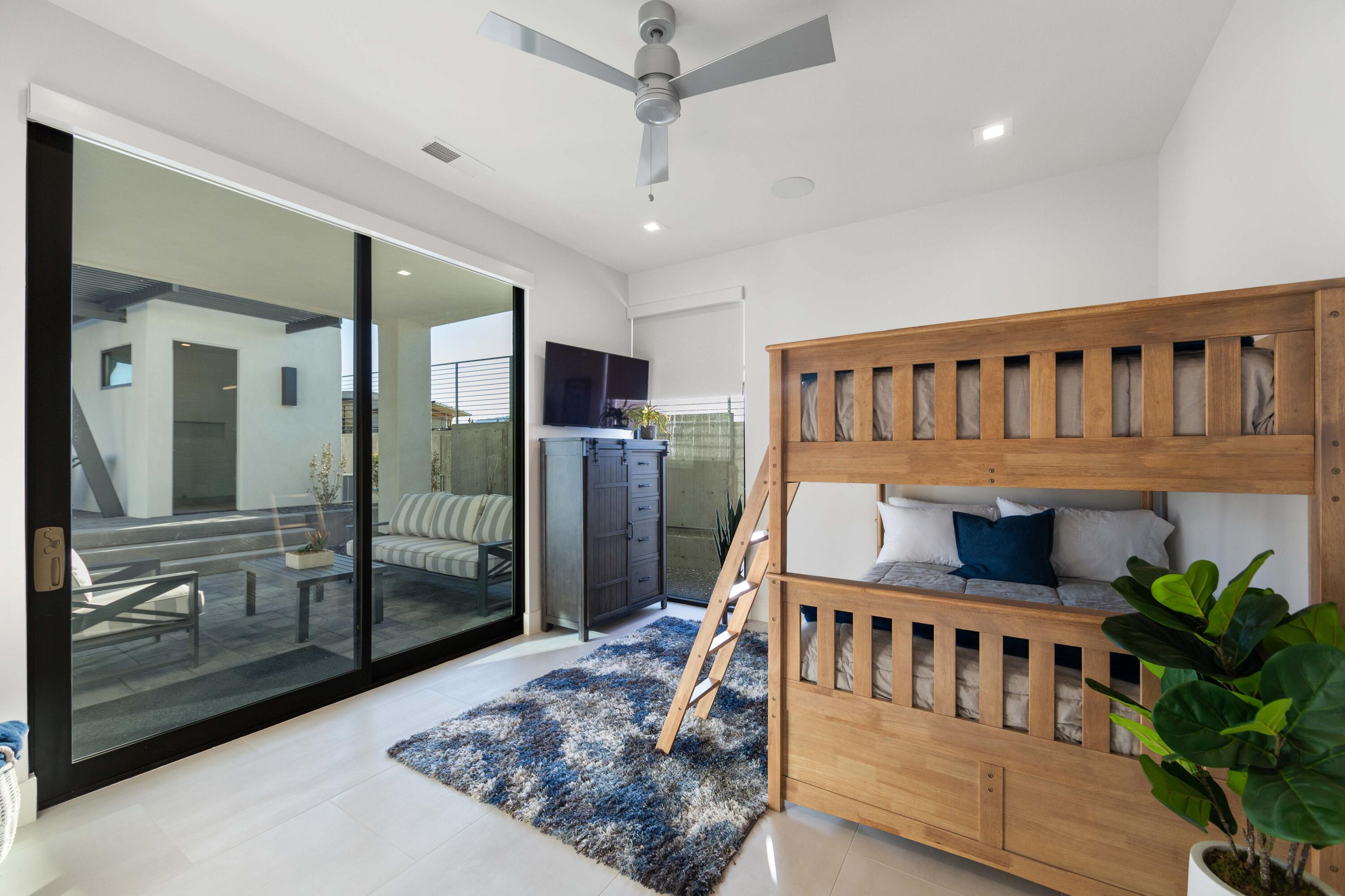 CLIFF VIEW EST AT COPPER ROCK - Residential