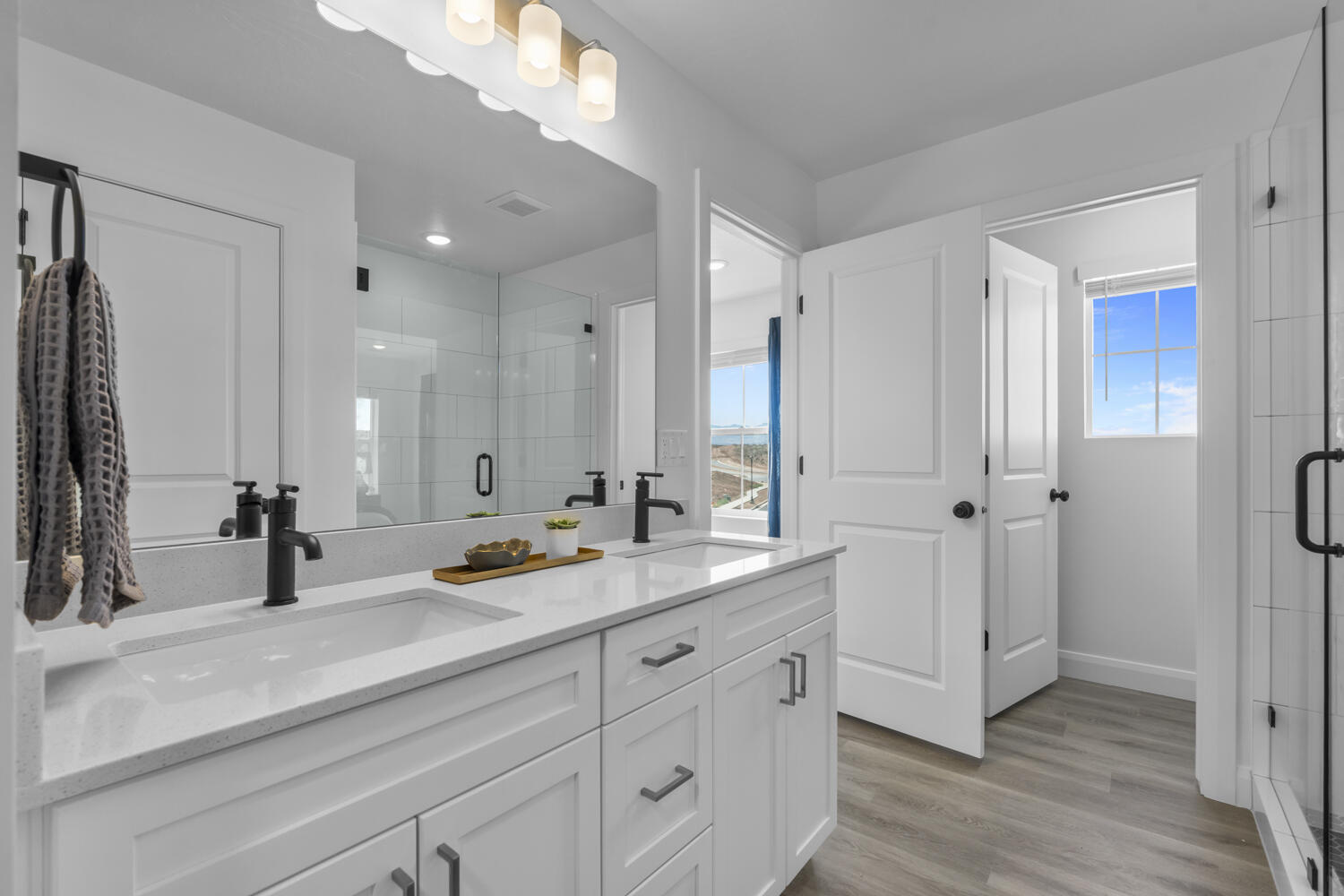 DESERT COLOR SAGE HAVEN - Residential