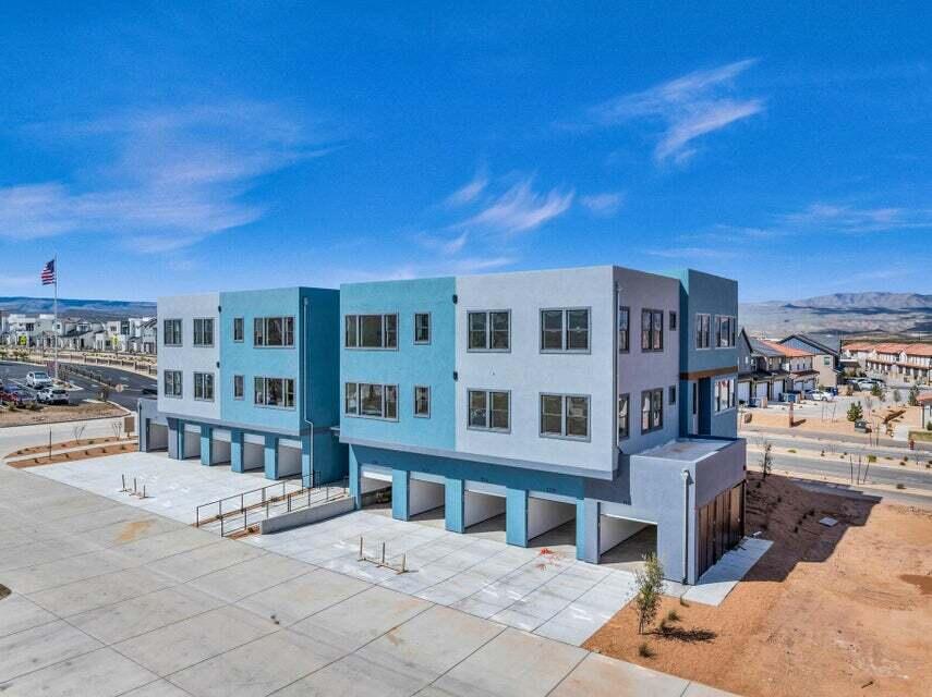DESERT COLOR SAGE HAVEN CONDOMINIUMS - Residential