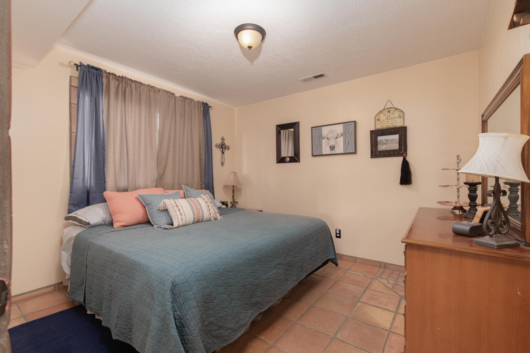 DAMMERON VALLEY FARMS - Residential