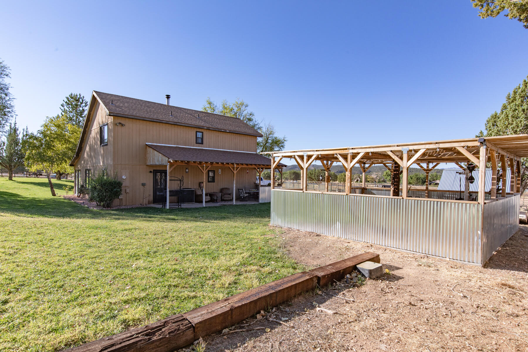 DAMMERON VALLEY FARMS - Residential