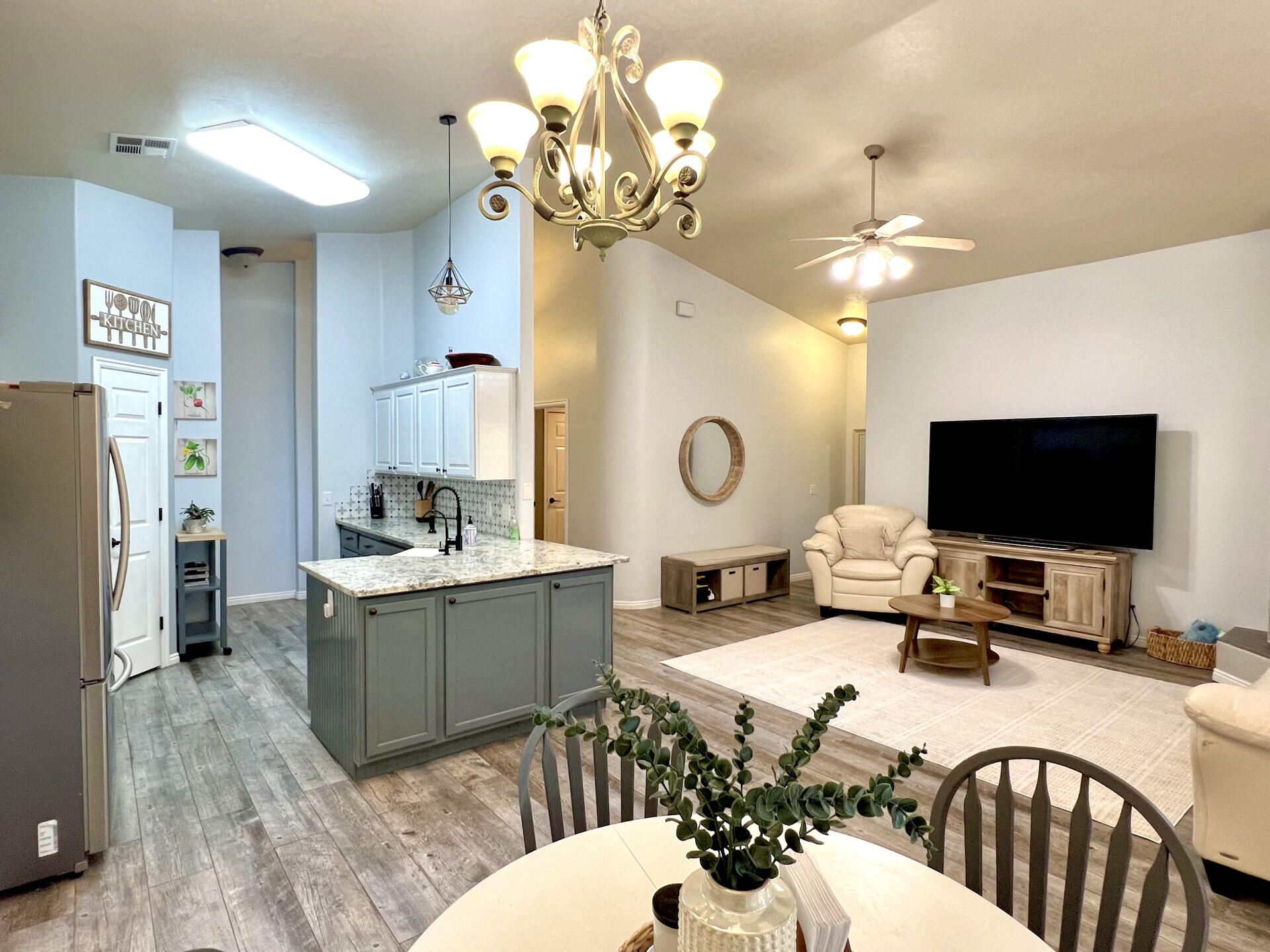NEW WARM SPRINGS - Residential