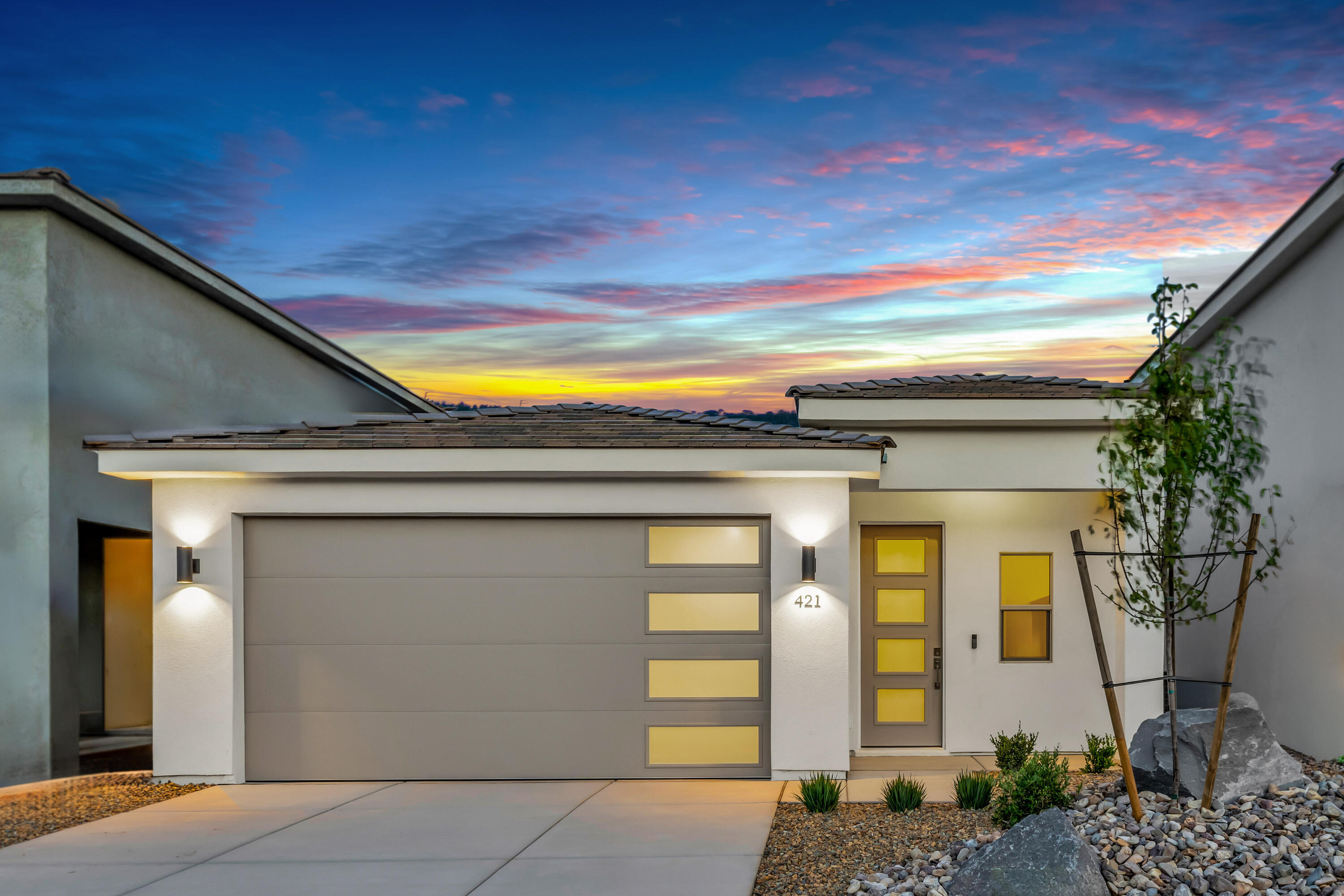 RED TRAILS SUNRISE VALLEY - Residential
