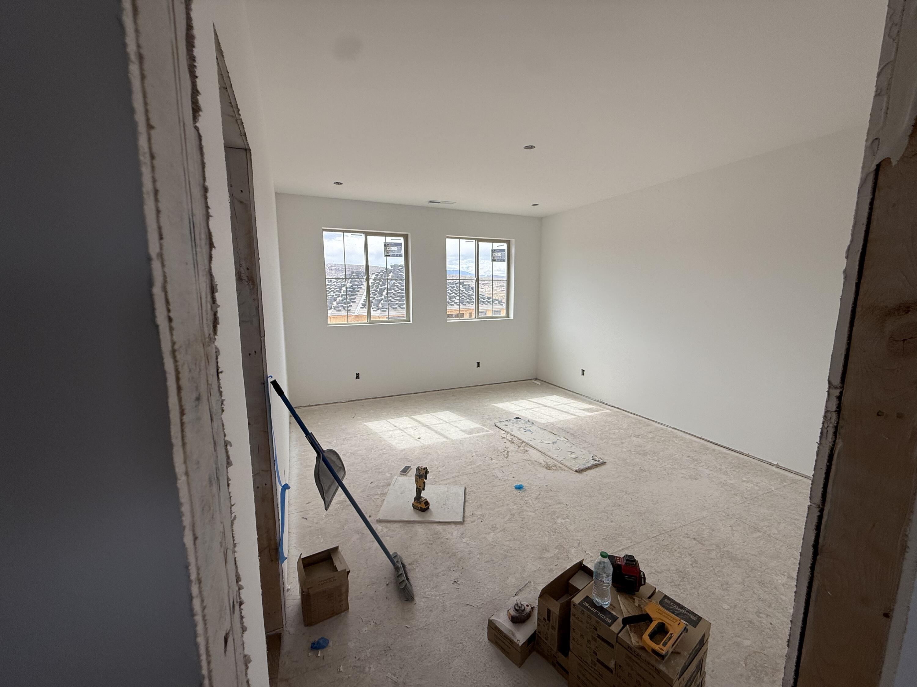 TONAQUINT RIDGE SUB - Residential
