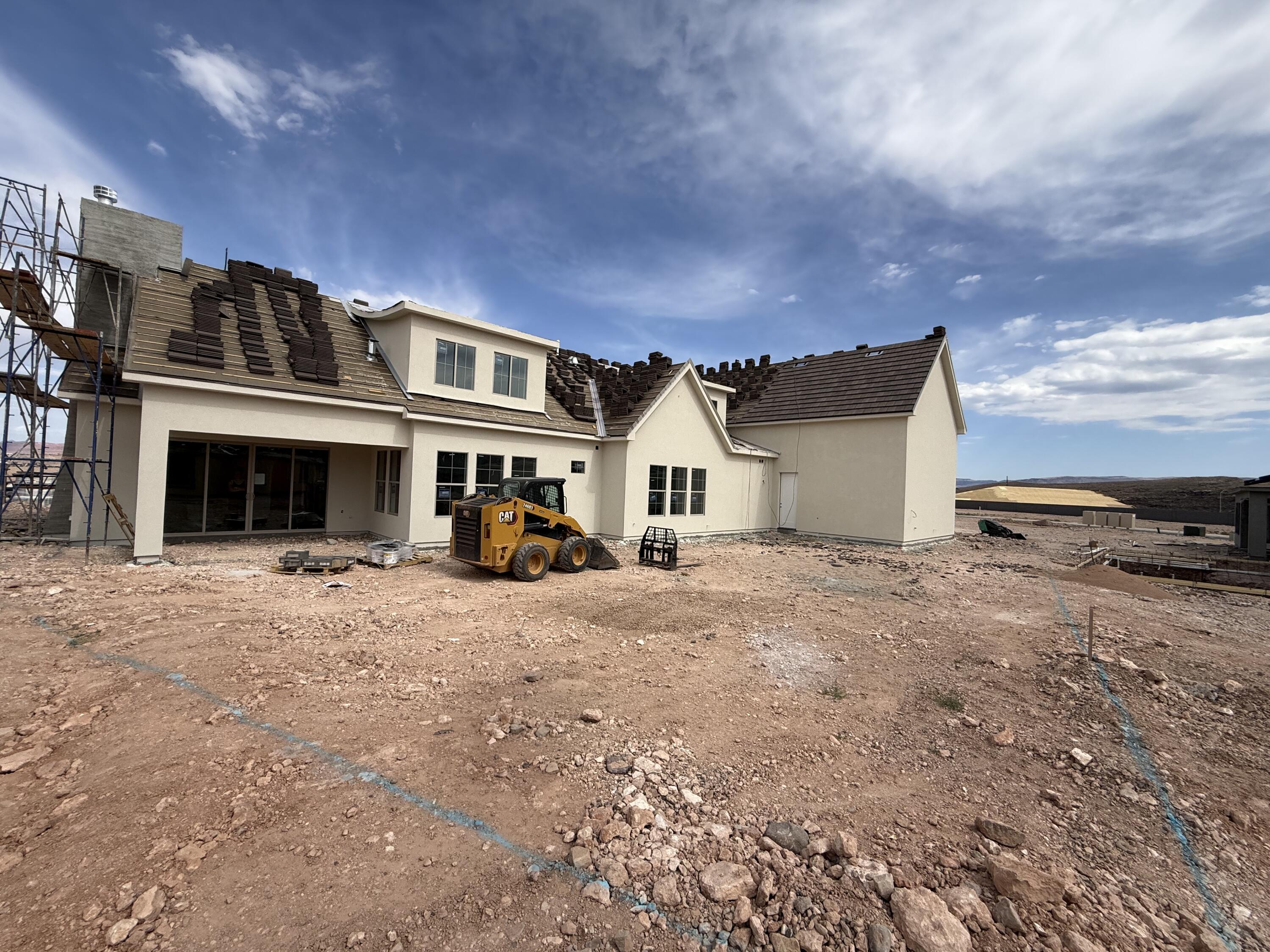 TONAQUINT RIDGE SUB - Residential