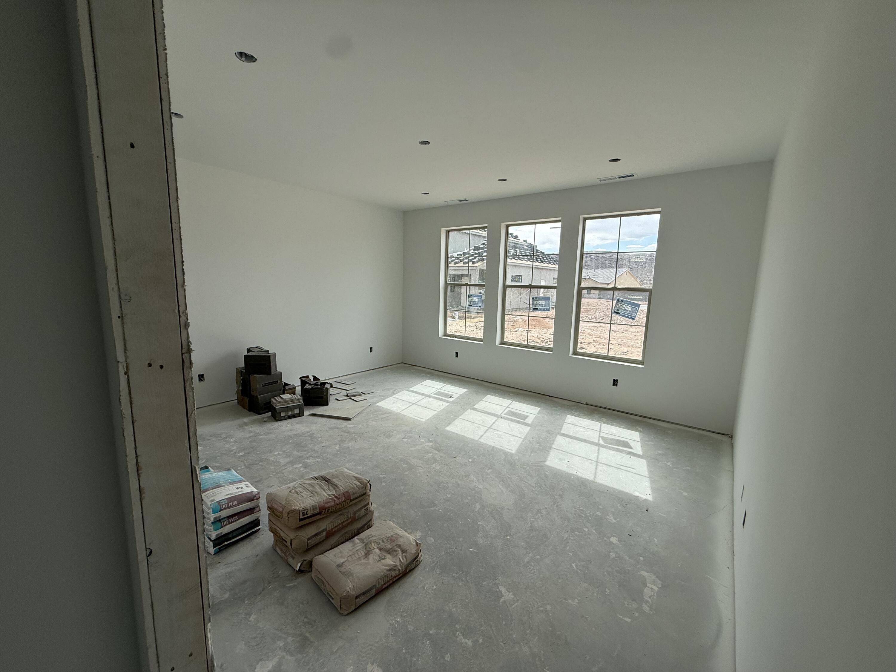 TONAQUINT RIDGE SUB - Residential