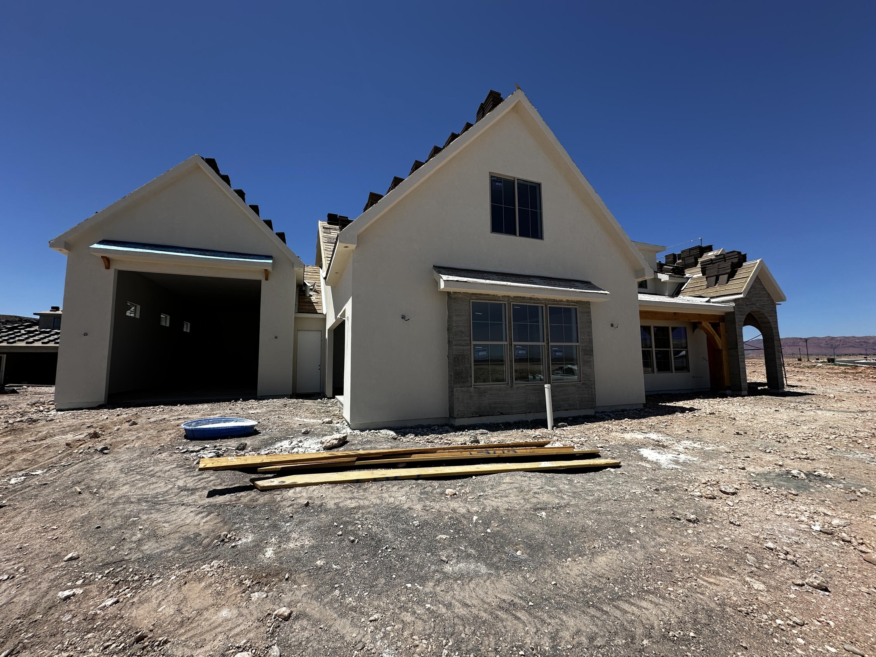 TONAQUINT RIDGE SUB - Residential